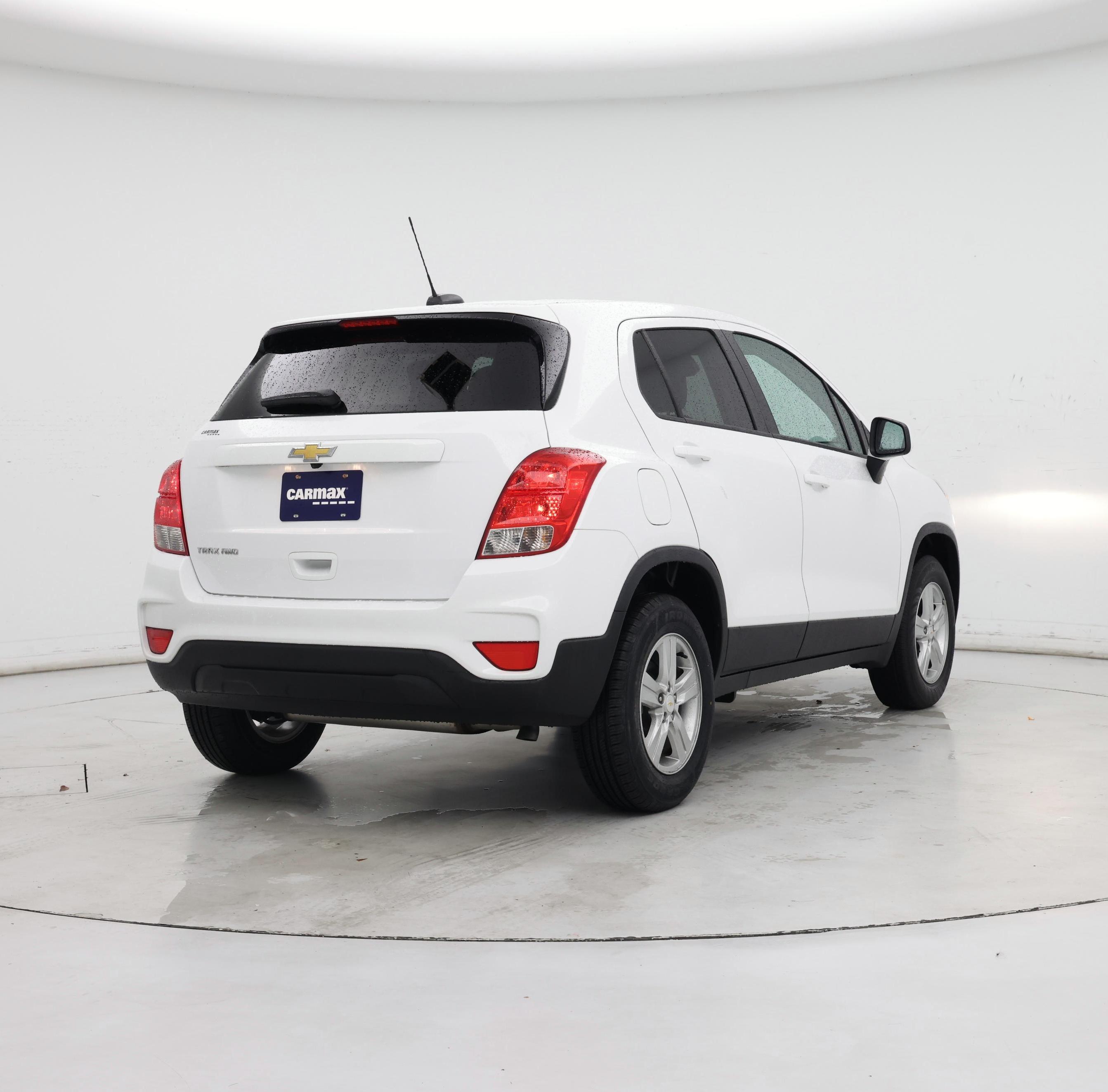 Thumbnail: 2022 Chevrolet Trax - 8