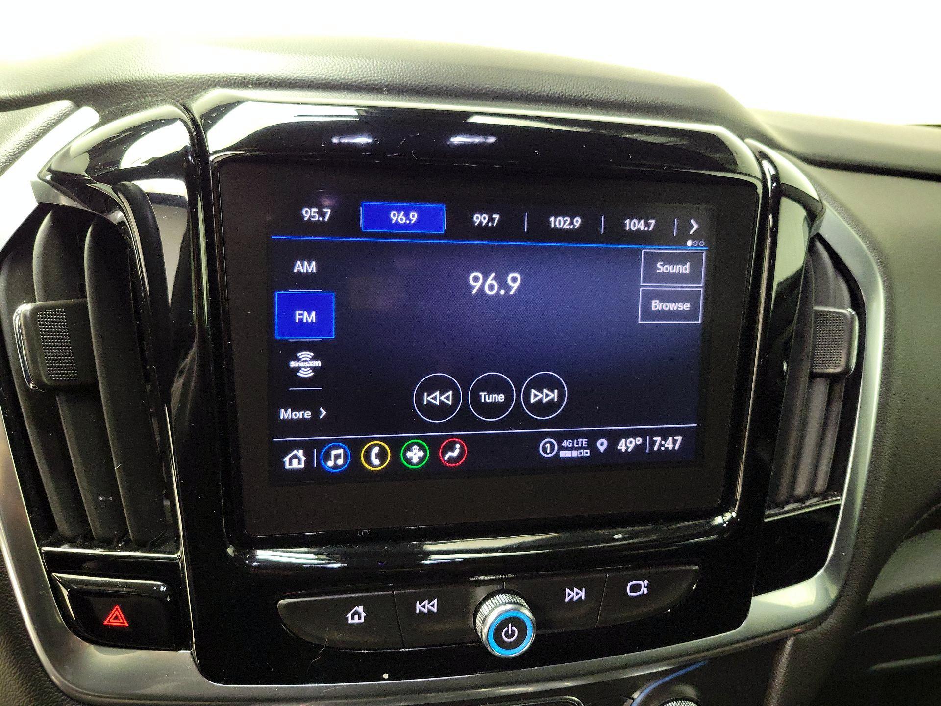 Thumbnail: 2023 Chevrolet Traverse - 15