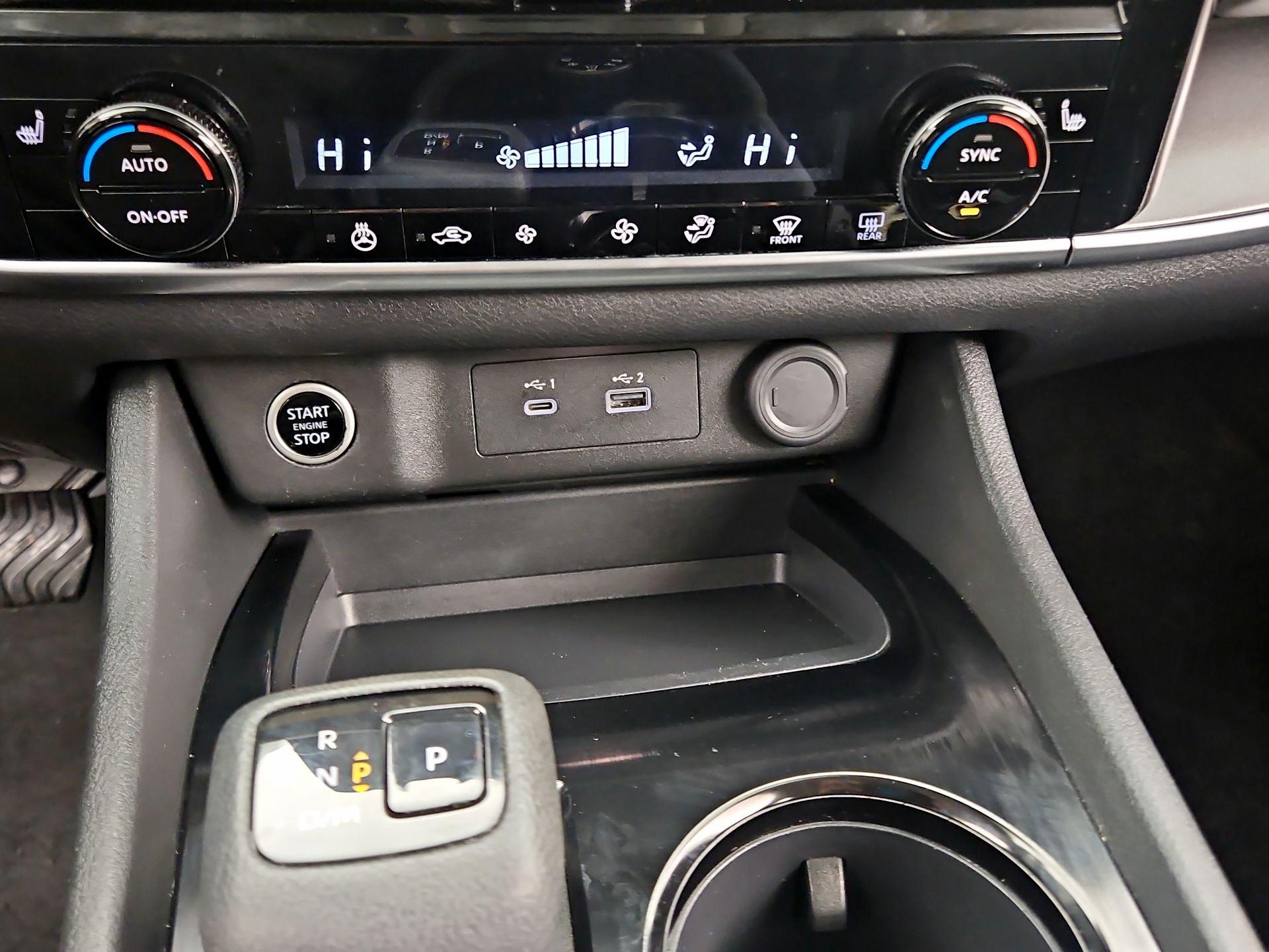 Thumbnail: 2022 Nissan Rogue - 16