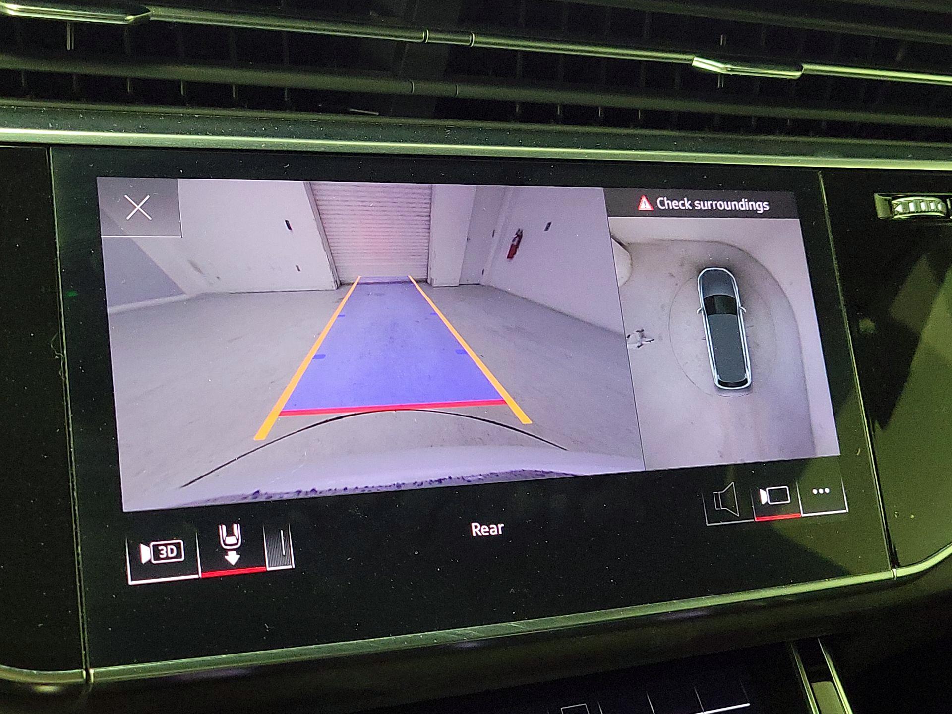 Thumbnail: 2021 Audi Q7 - 14