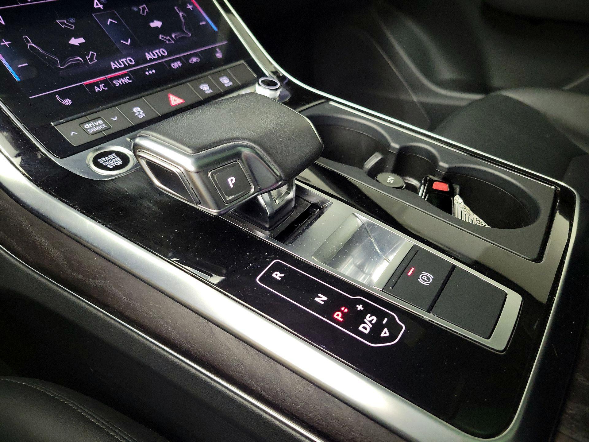 Thumbnail: 2021 Audi Q7 - 17