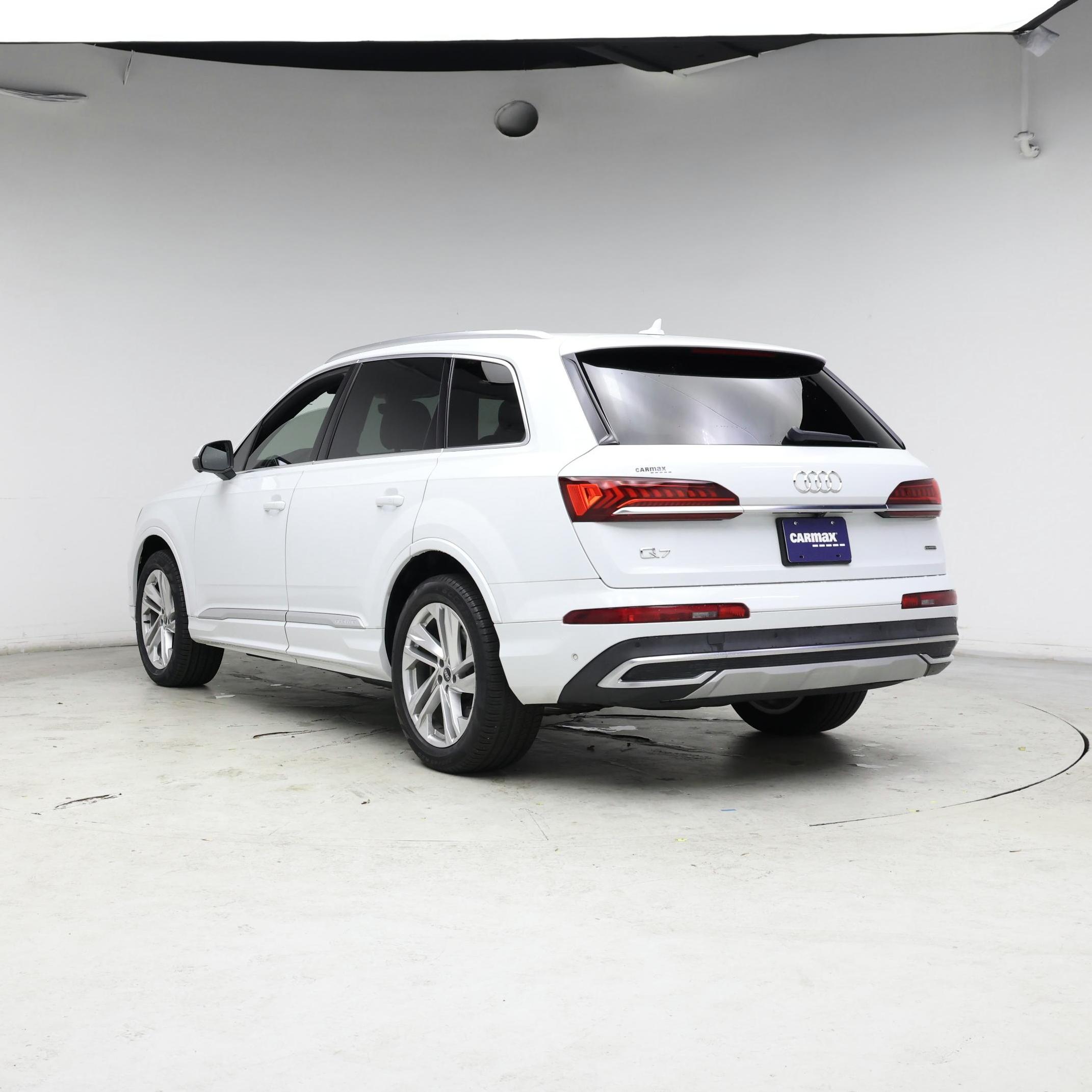 Thumbnail: 2021 Audi Q7 - 2