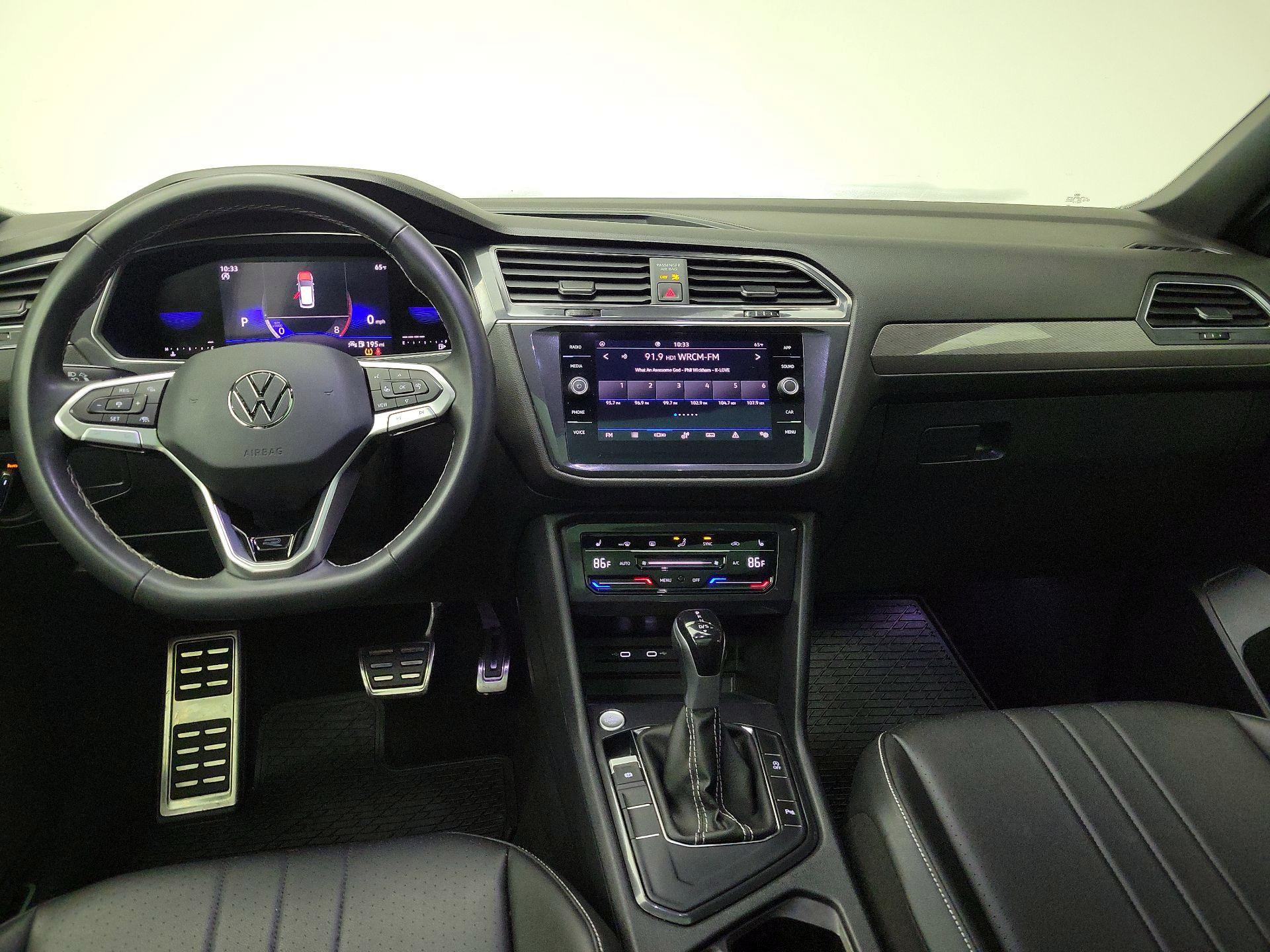 Thumbnail: 2023 Volkswagen Tiguan - 9