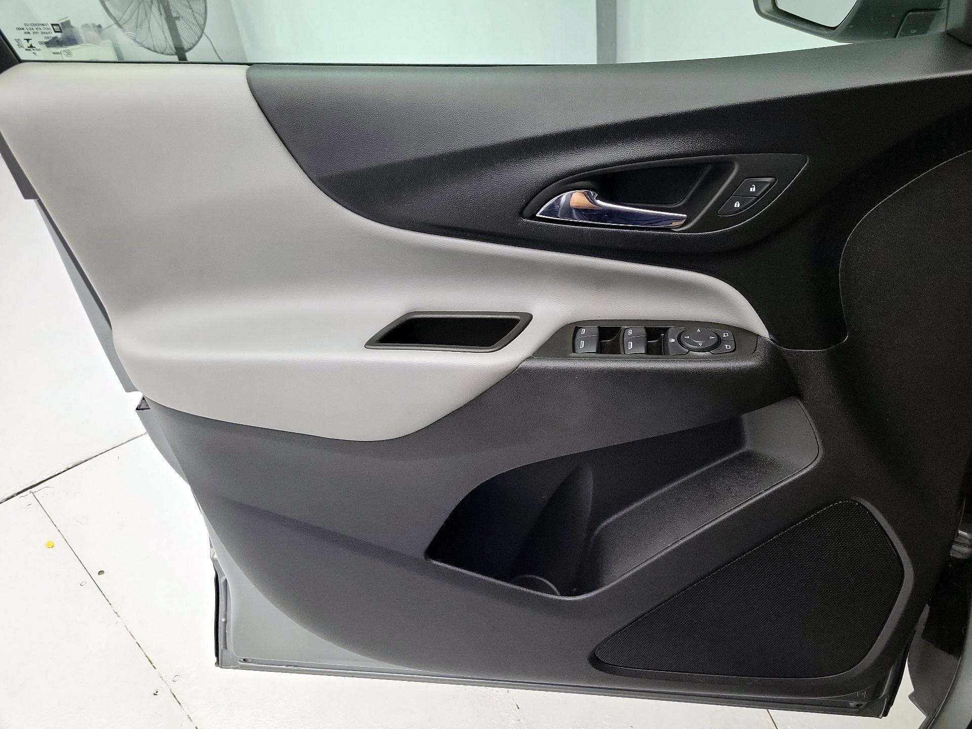 Thumbnail: 2023 Chevrolet Equinox - 12