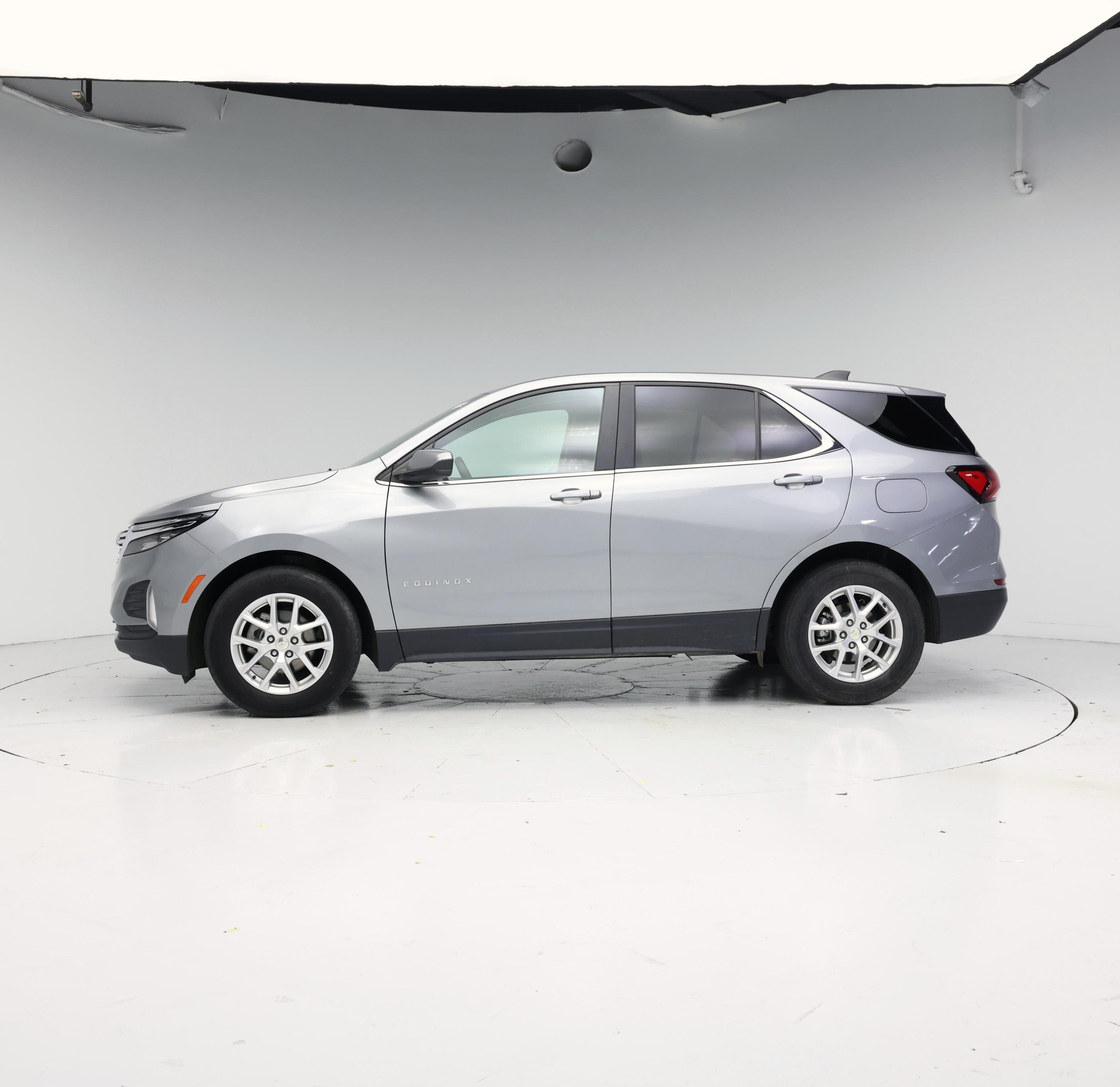 Thumbnail: 2023 Chevrolet Equinox - 3