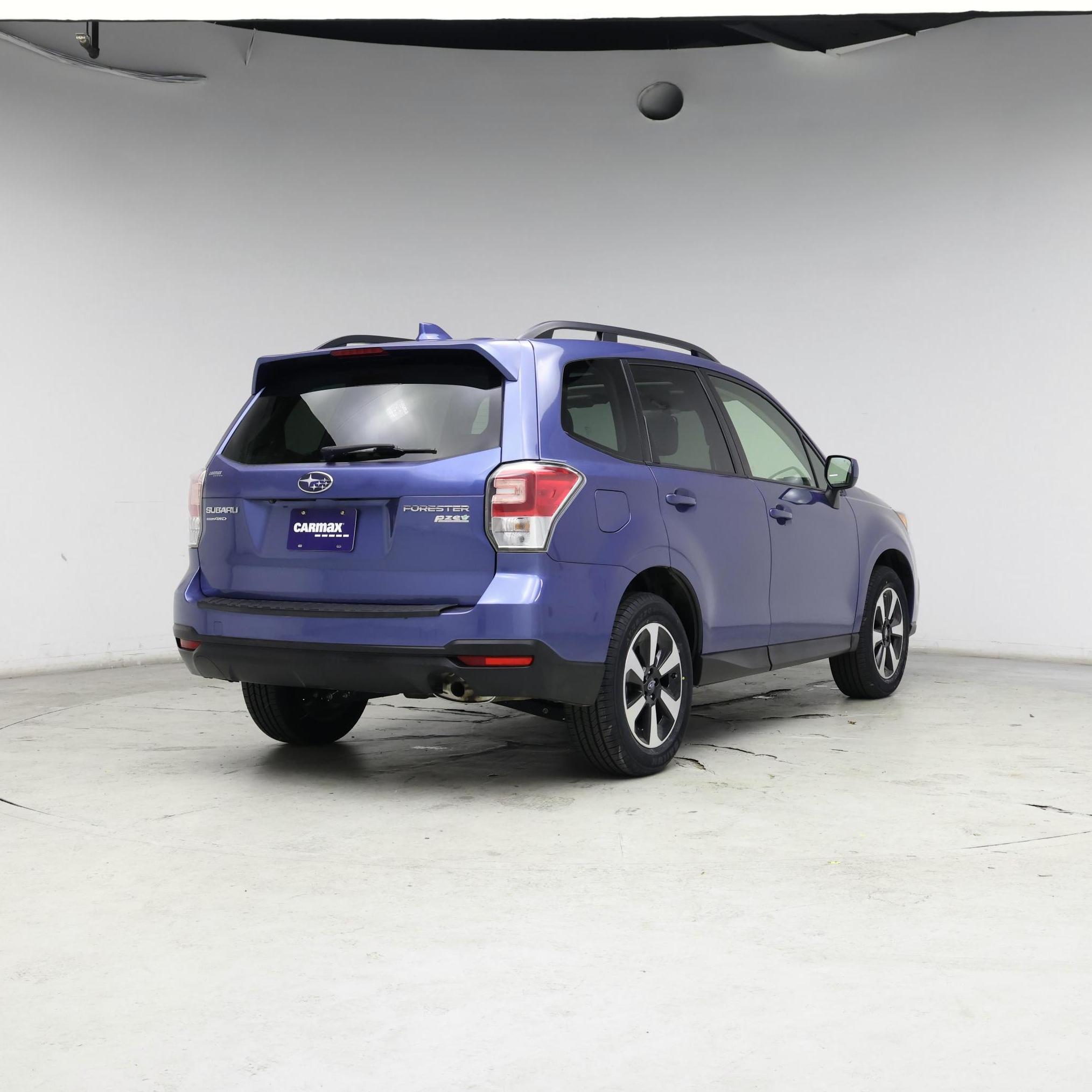 Thumbnail: 2017 Subaru Forester - 8