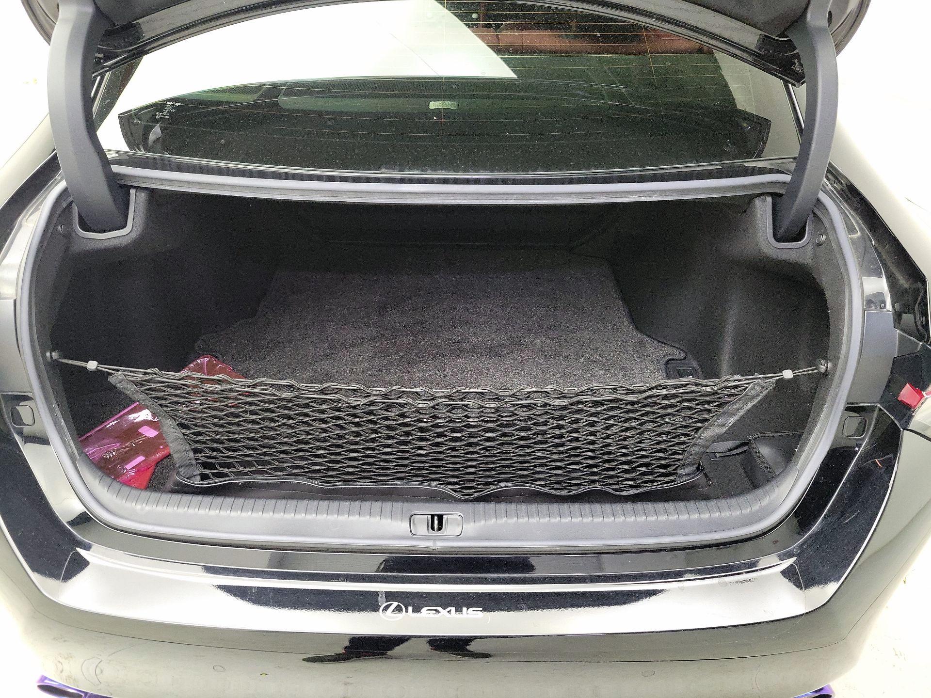 Thumbnail: 2021 Lexus RC - 19