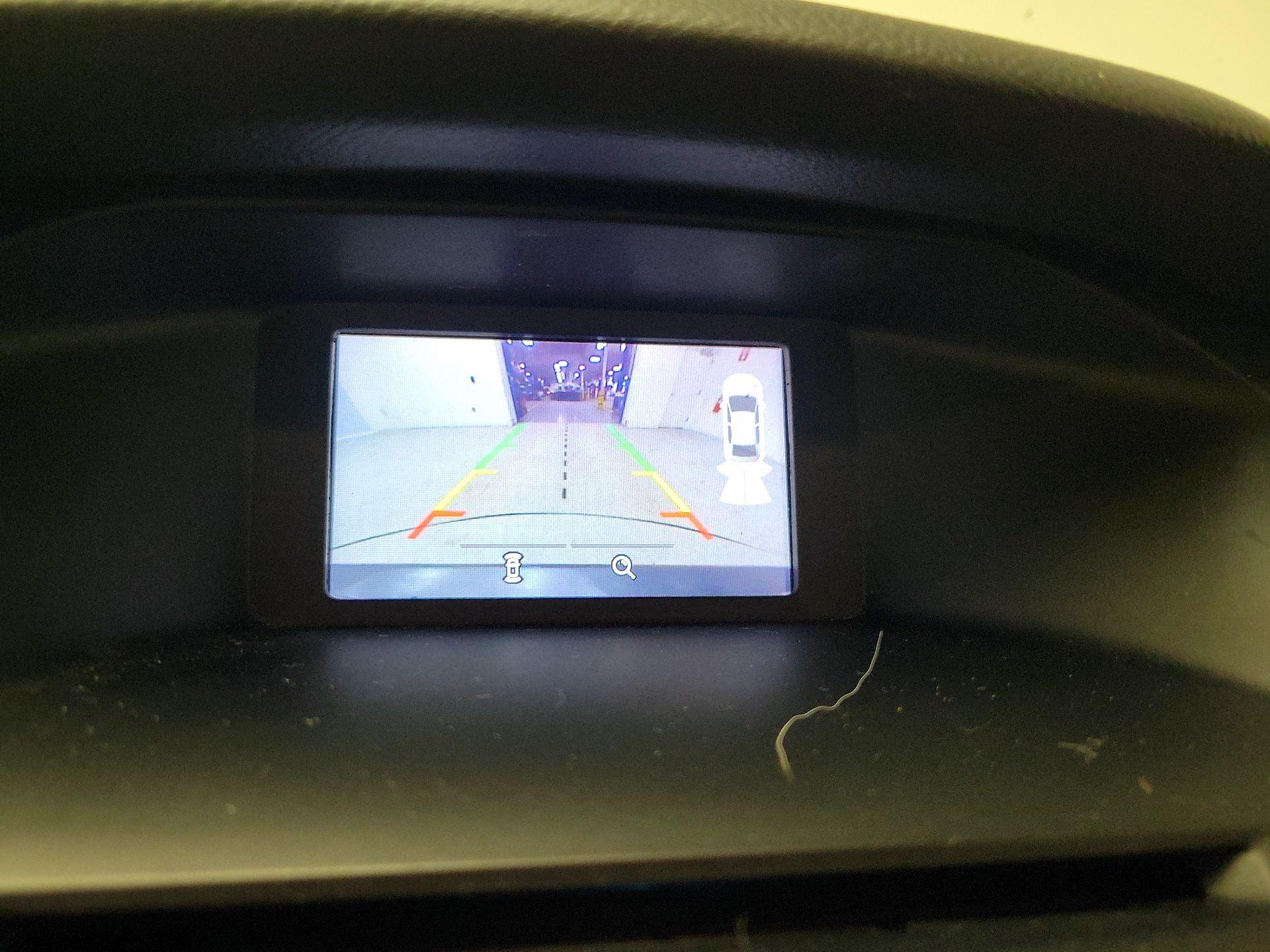 Thumbnail: 2016 Ford Focus - 14