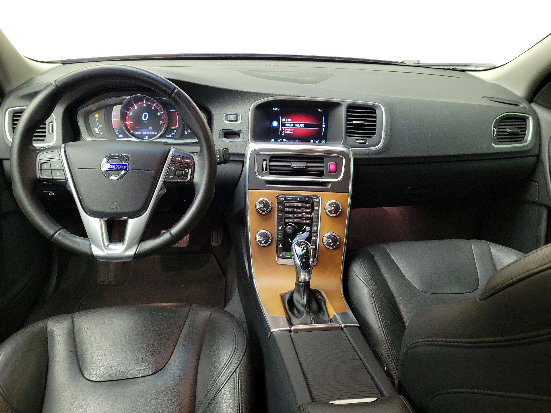 Thumbnail: 2016 Volvo S60 - 9