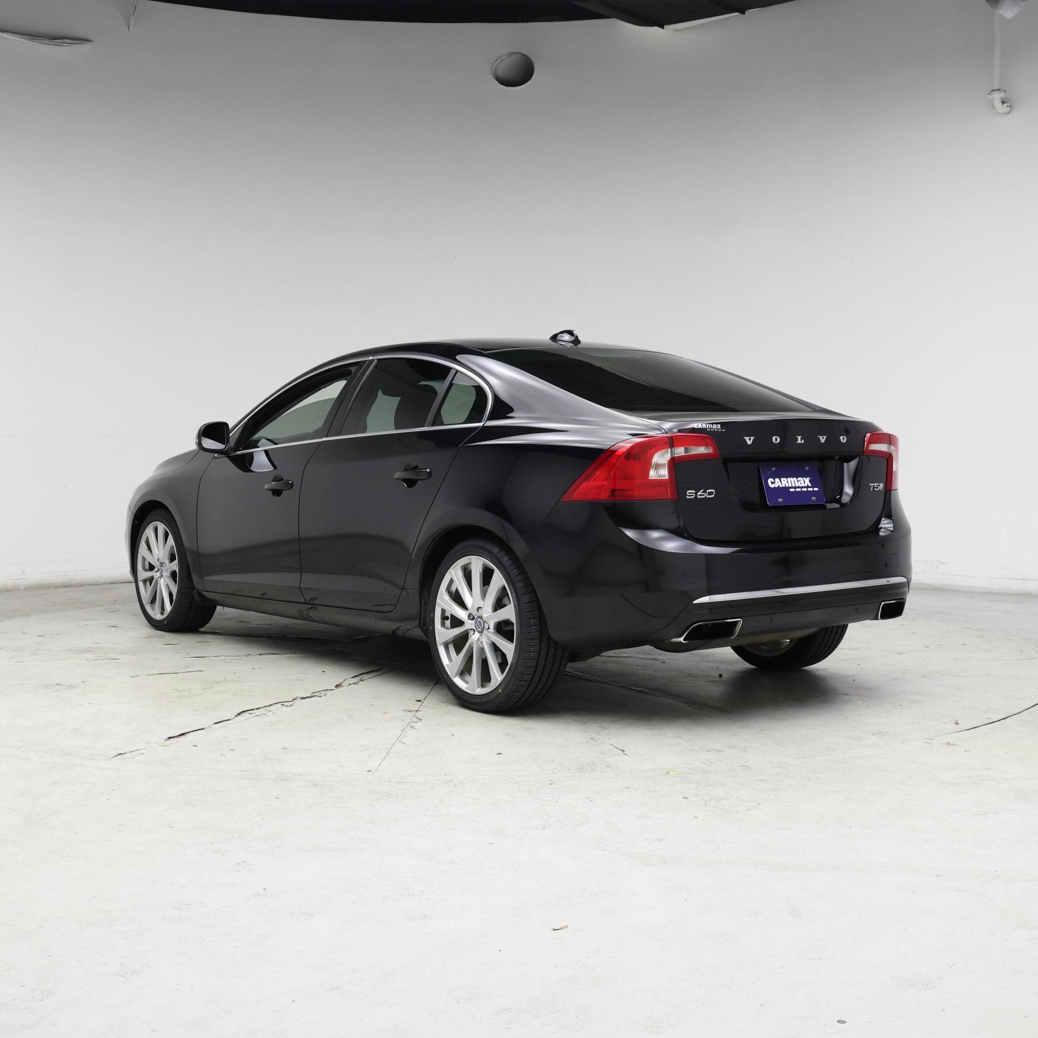 Thumbnail: 2016 Volvo S60 - 2