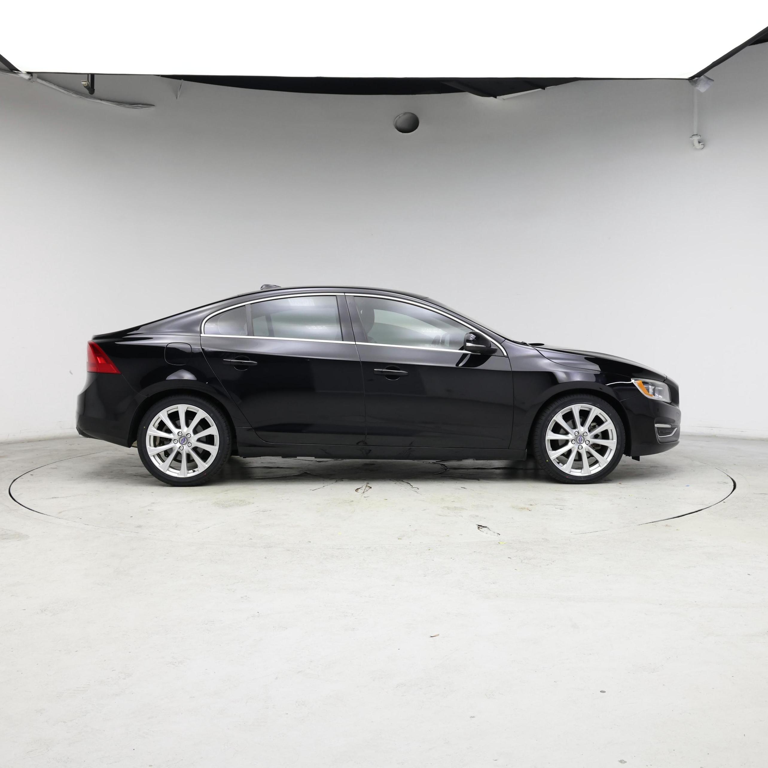 Thumbnail: 2016 Volvo S60 - 7