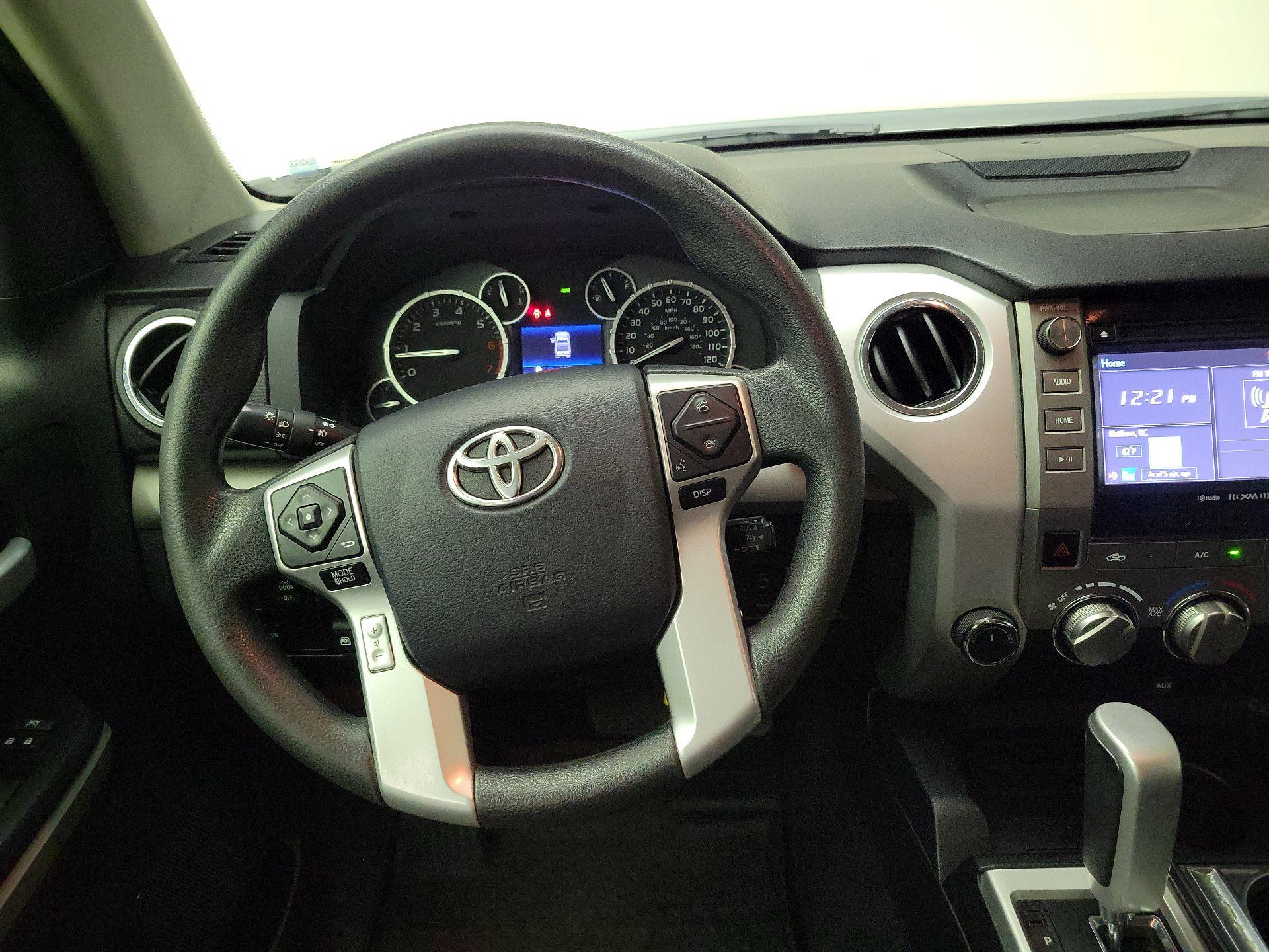 Thumbnail: 2017 Toyota Tundra - 10