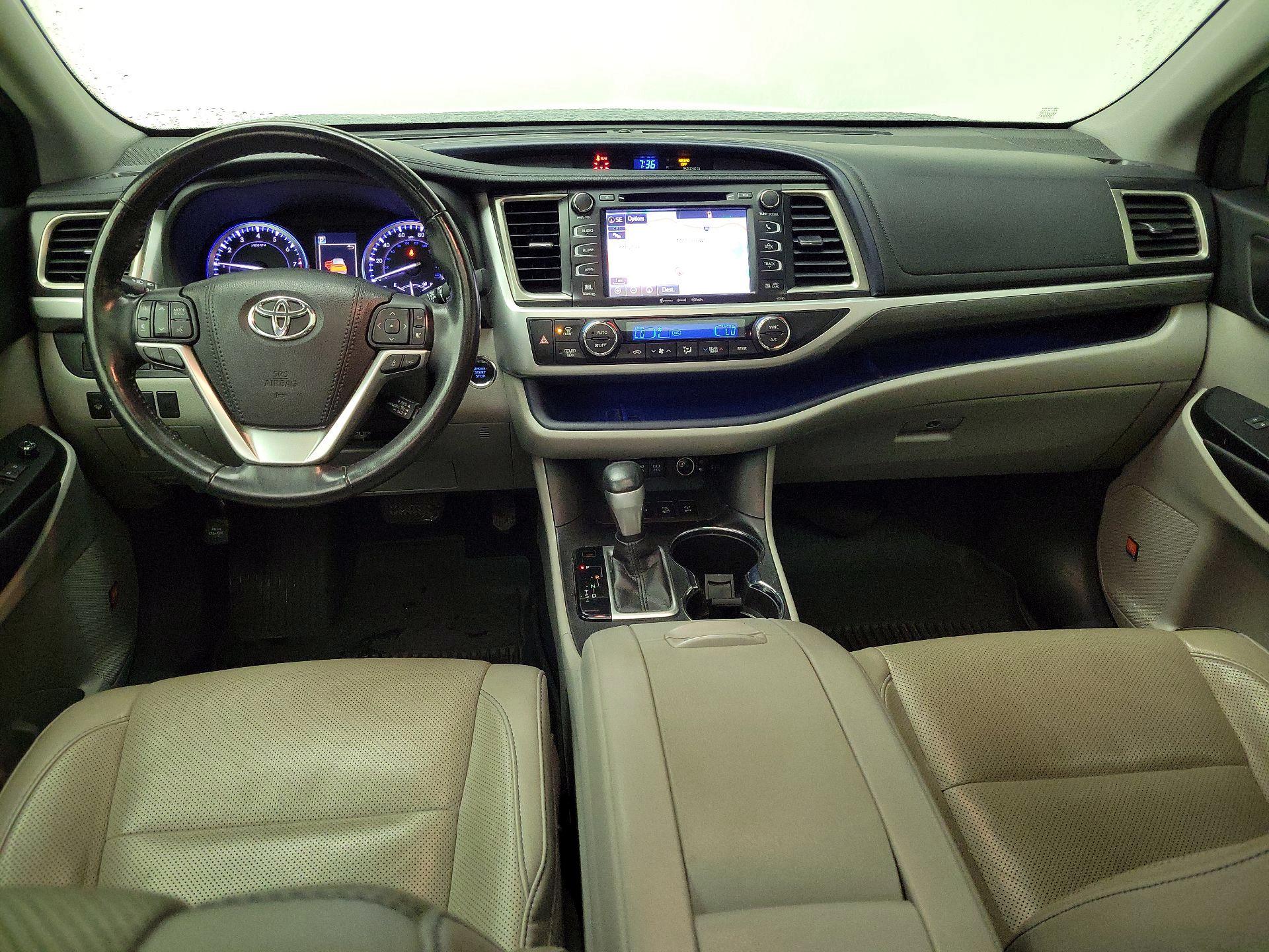 Thumbnail: 2018 Toyota Highlander - 9