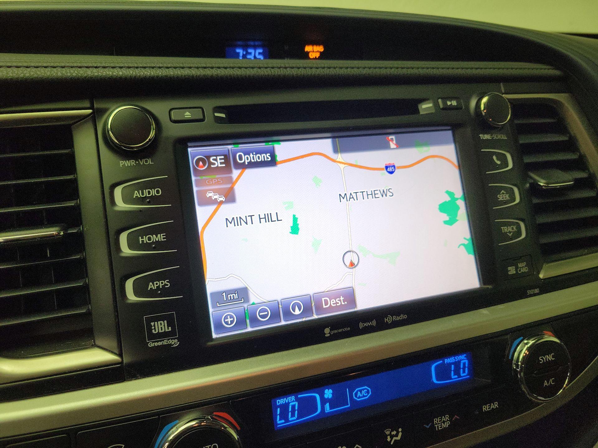 Thumbnail: 2018 Toyota Highlander - 14