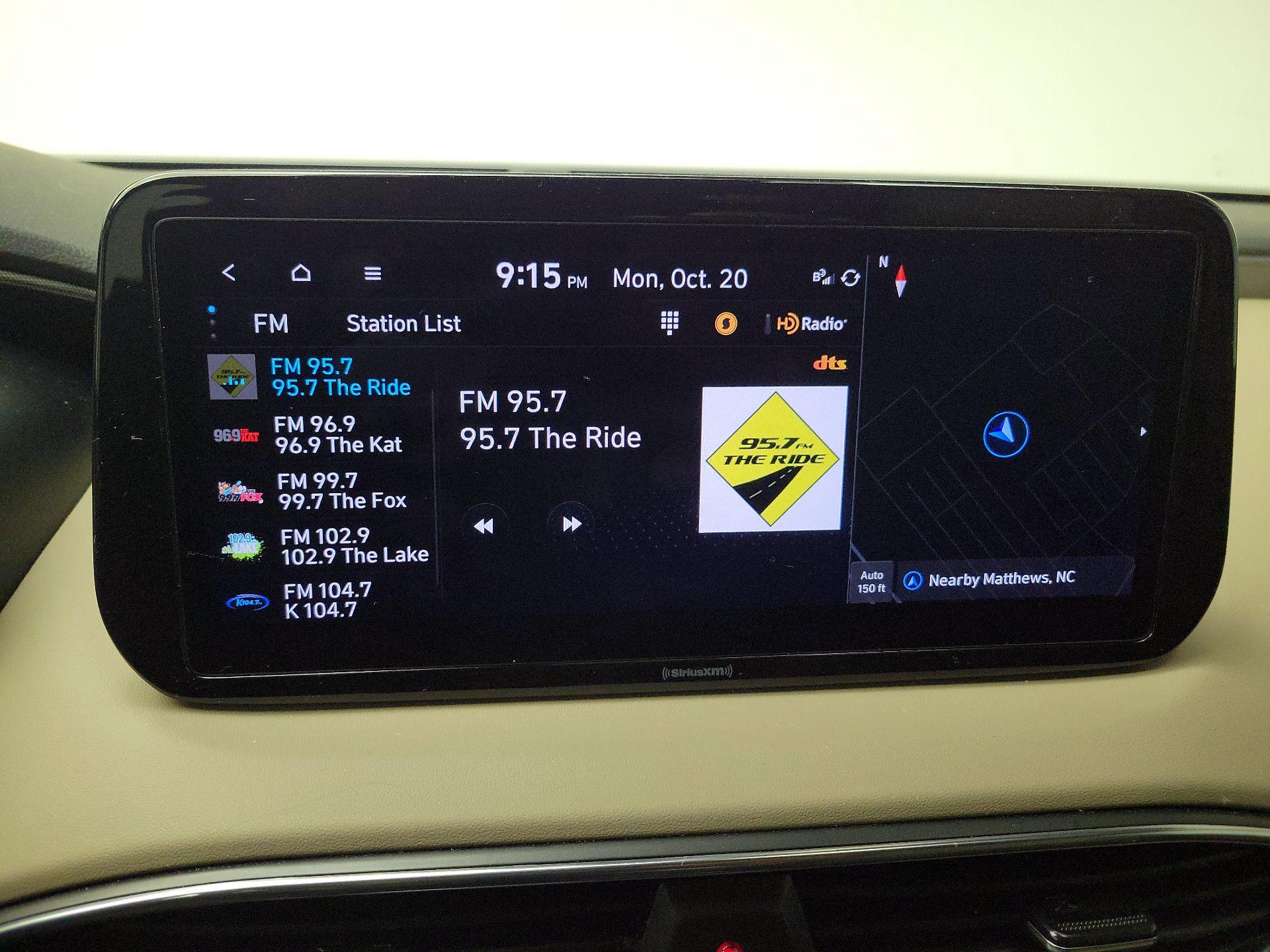 Thumbnail: 2023 Hyundai Santa Fe - 16