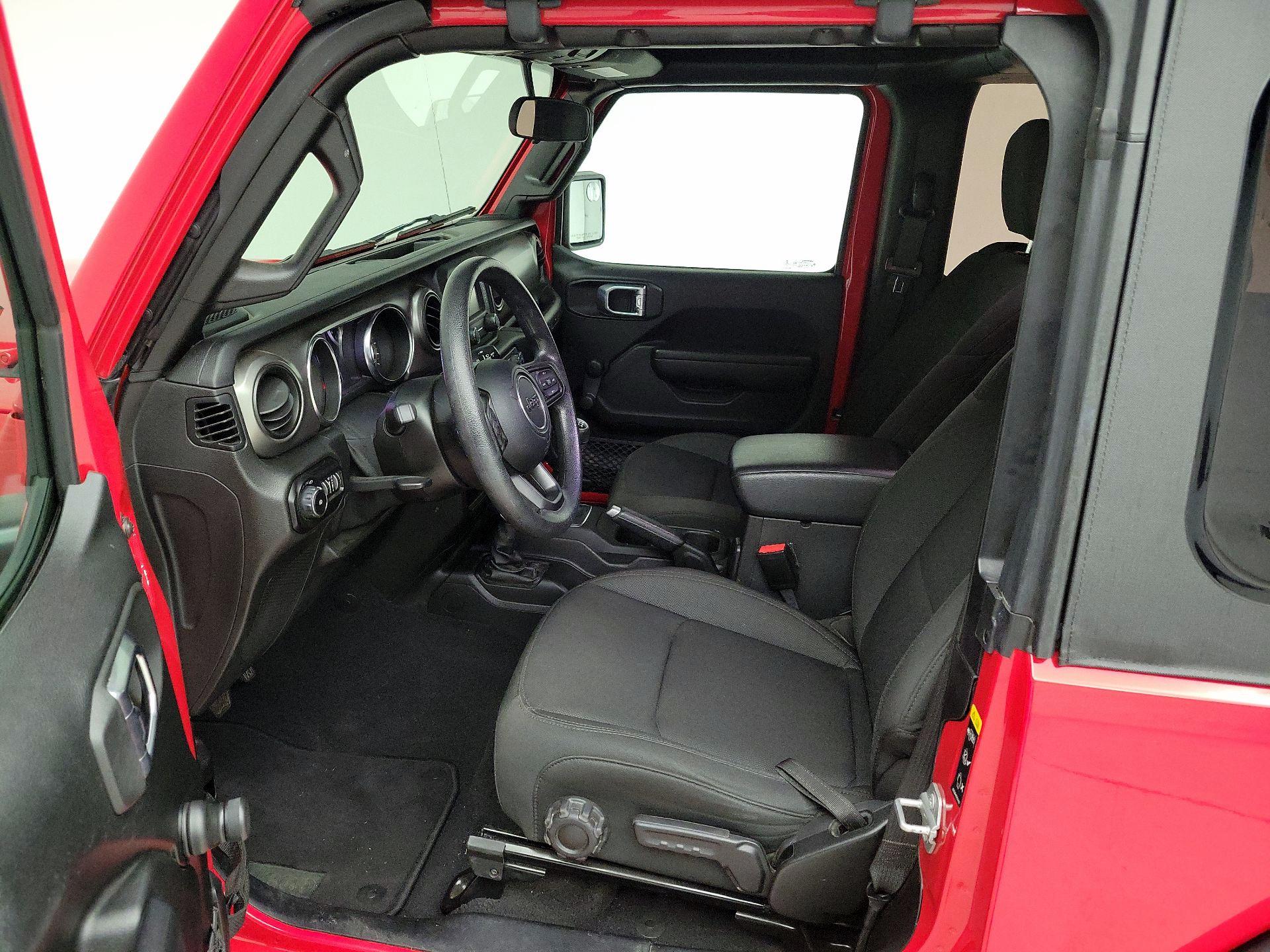 Thumbnail: 2021 Jeep Wrangler - 11