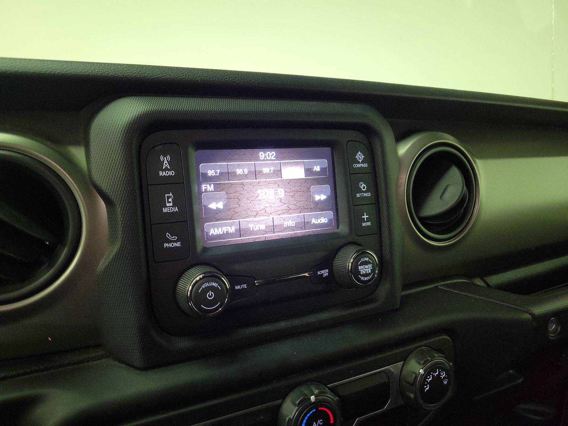 Thumbnail: 2021 Jeep Wrangler - 15