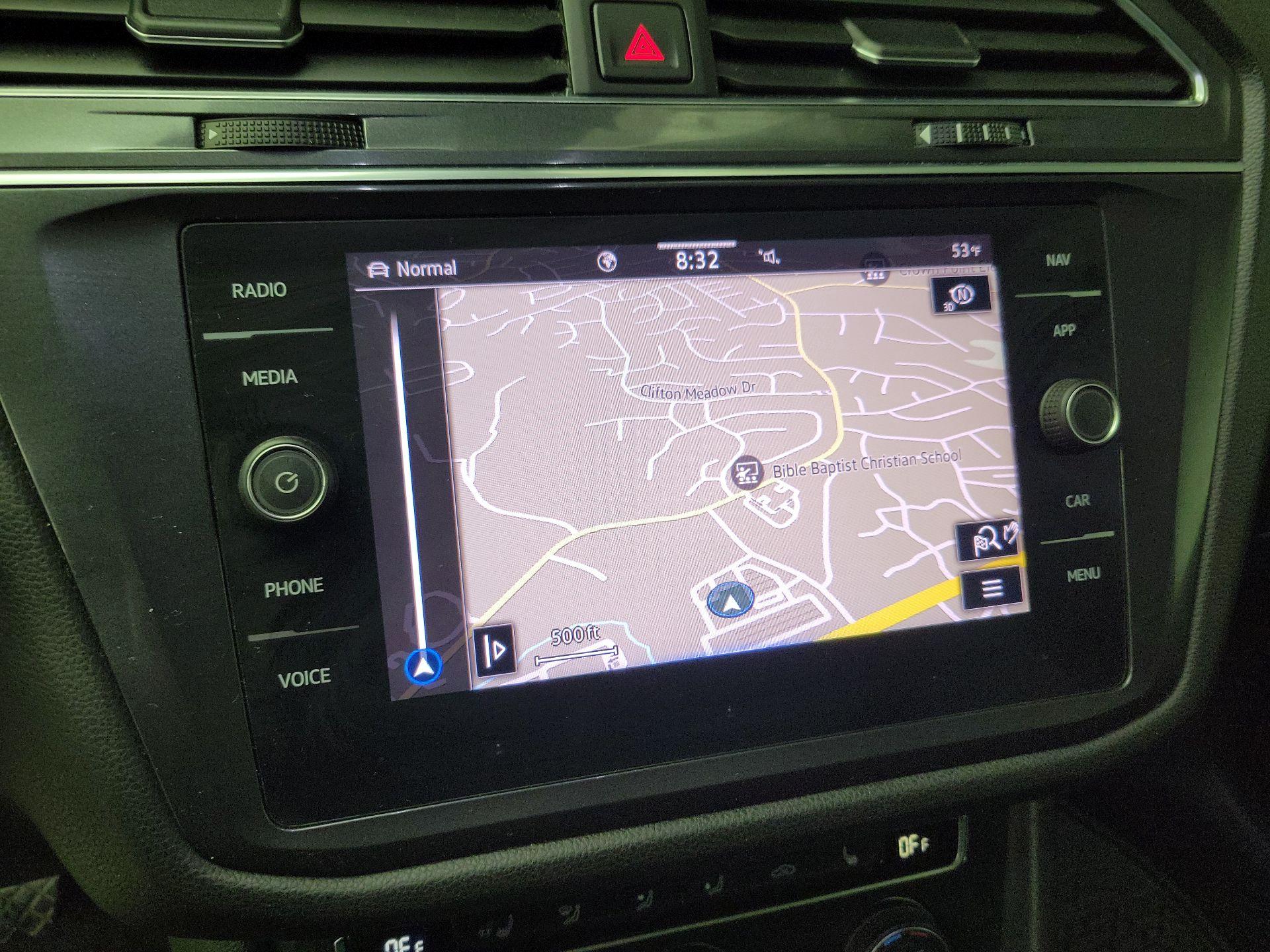 Thumbnail: 2021 Volkswagen Tiguan - 14