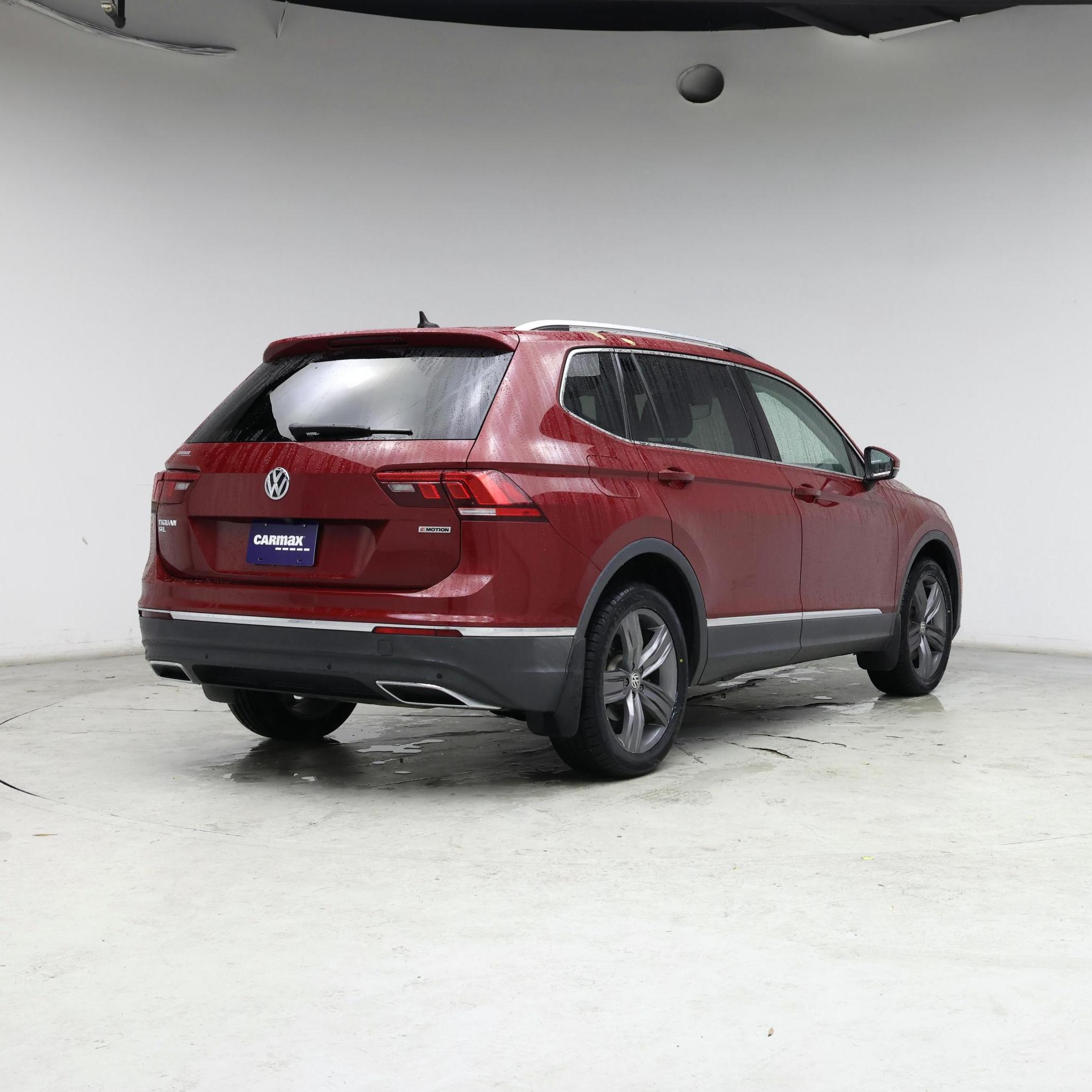 Thumbnail: 2021 Volkswagen Tiguan - 8