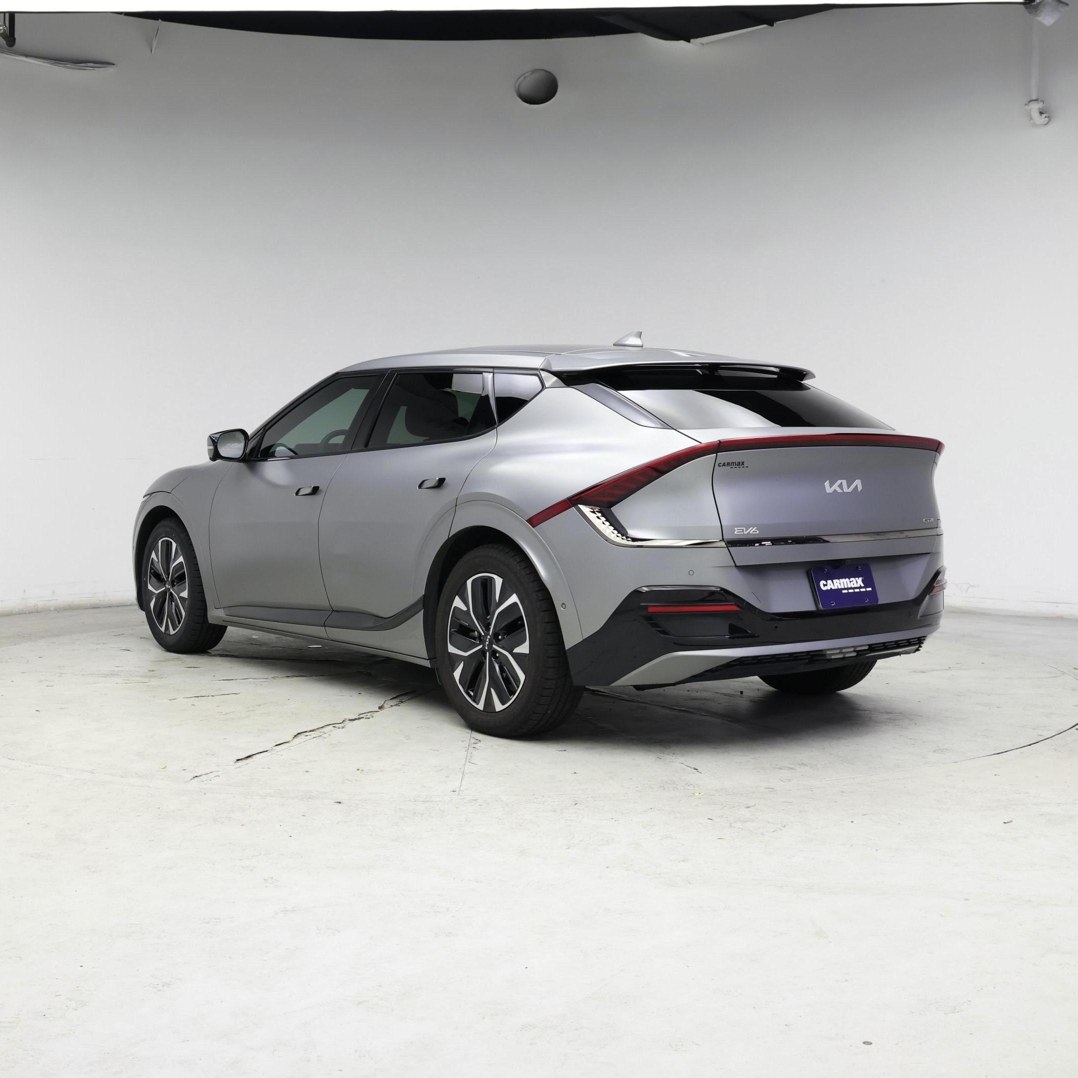 Thumbnail: 2022 Kia EV6 - 2