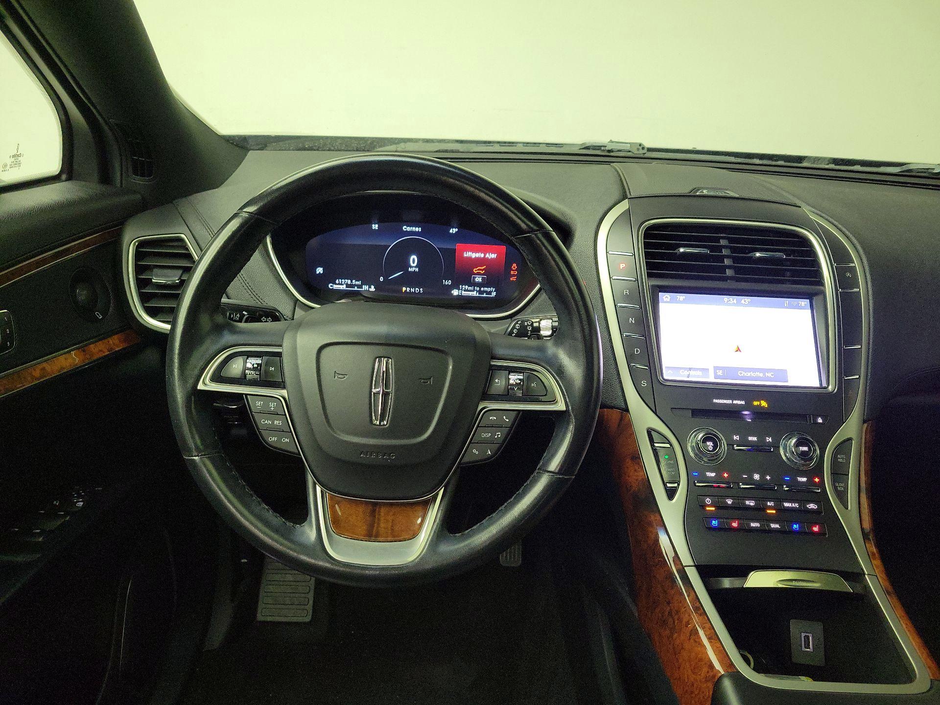 Thumbnail: 2020 Lincoln Nautilus - 10