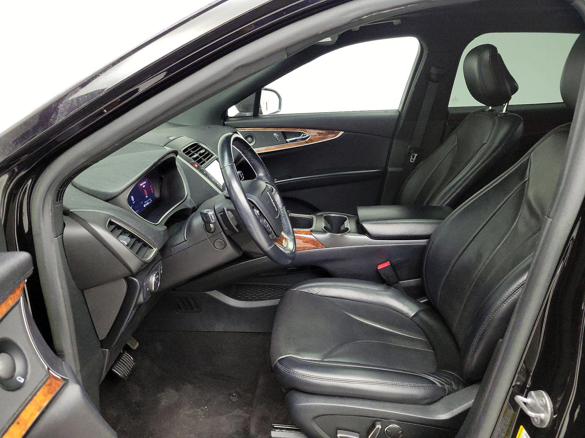 Thumbnail: 2020 Lincoln Nautilus - 11