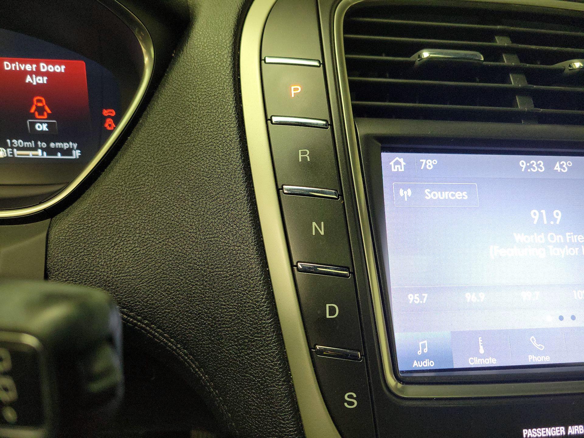 Thumbnail: 2020 Lincoln Nautilus - 18