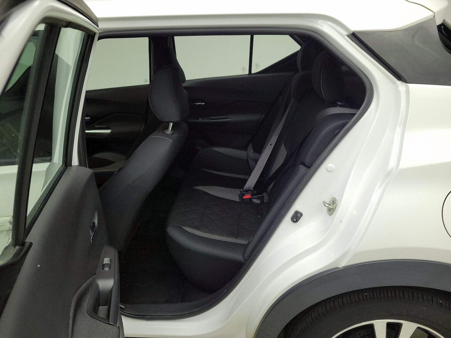 Thumbnail: 2020 Nissan Kicks - 18