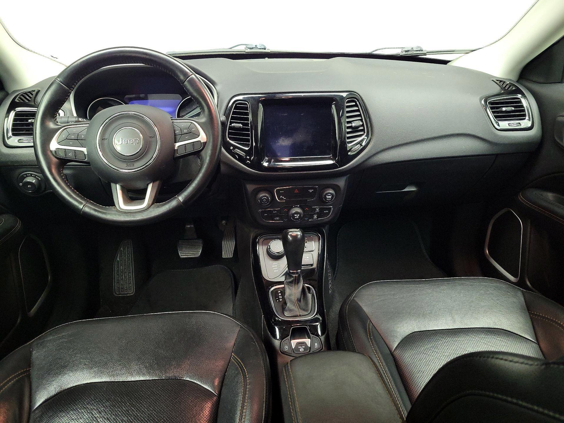 Thumbnail: 2019 Jeep Compass - 9