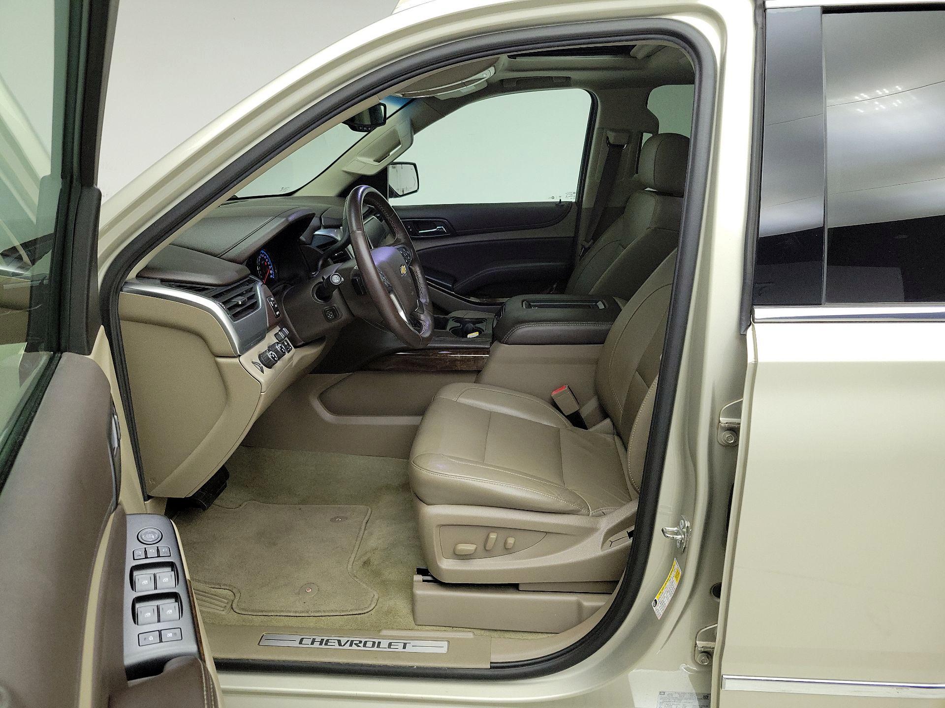 Thumbnail: 2017 Chevrolet Tahoe - 11