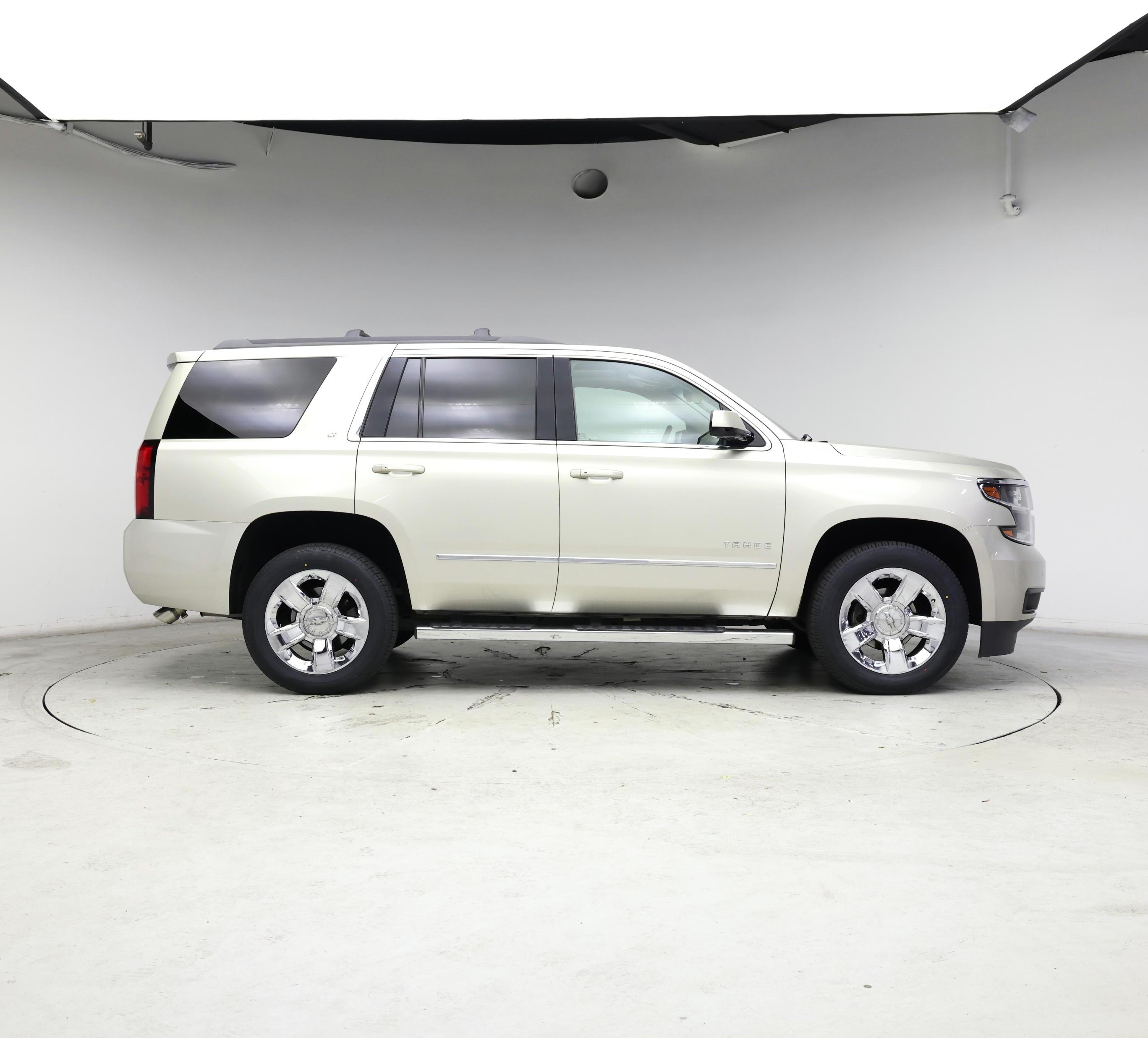 Thumbnail: 2017 Chevrolet Tahoe - 7