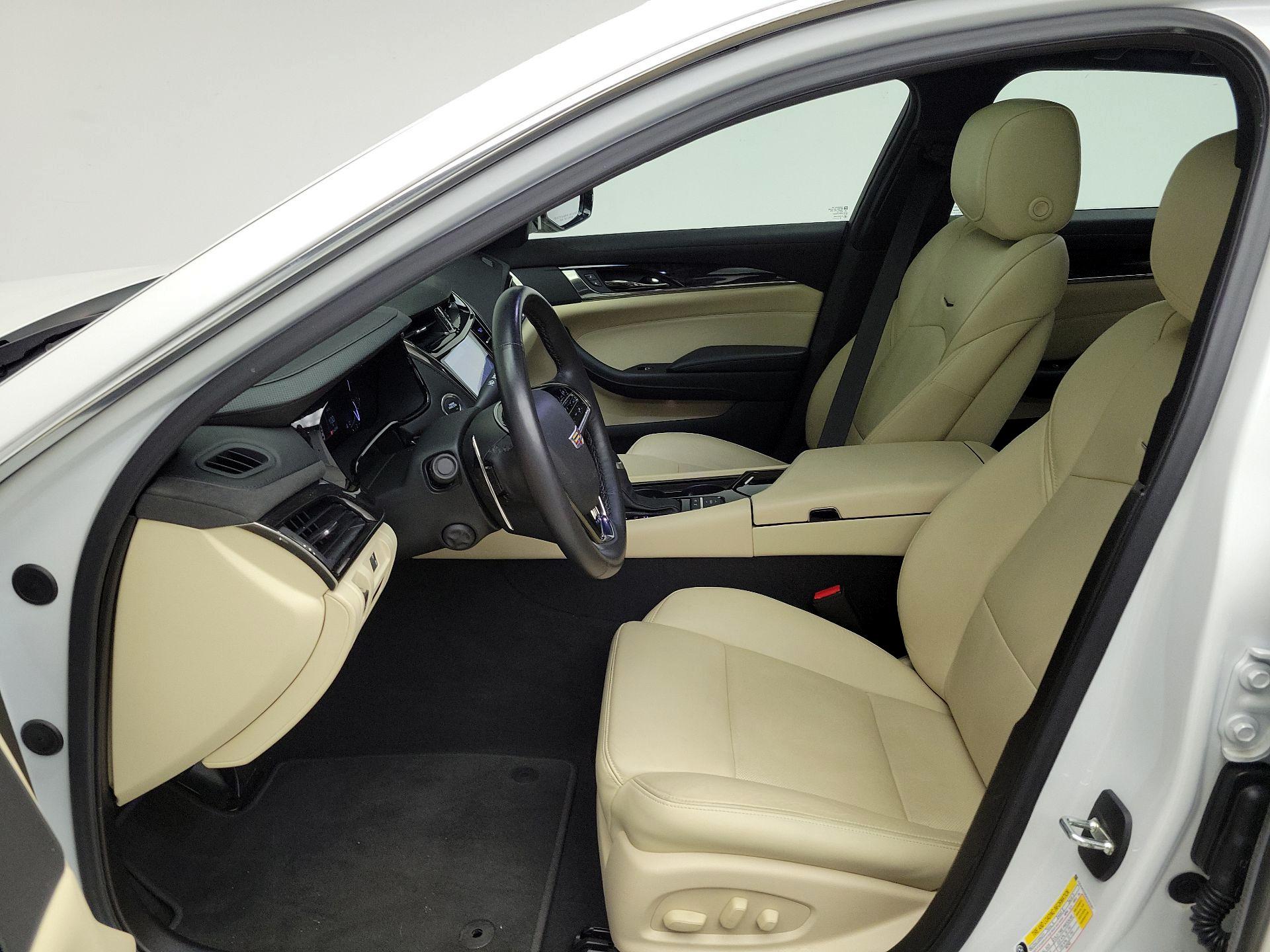Thumbnail: 2019 Cadillac CTS - 11