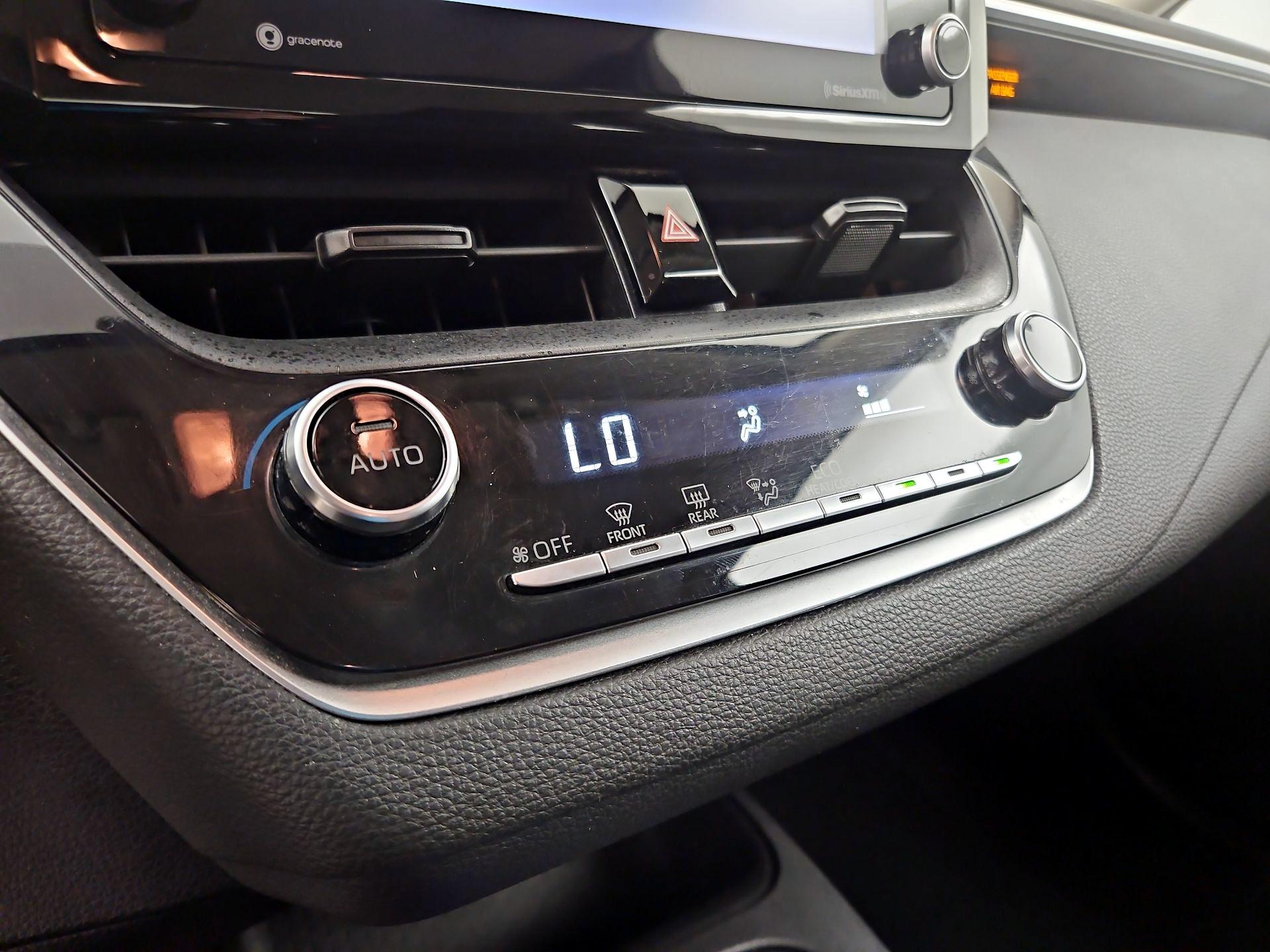 Thumbnail: 2022 Toyota Corolla - 16