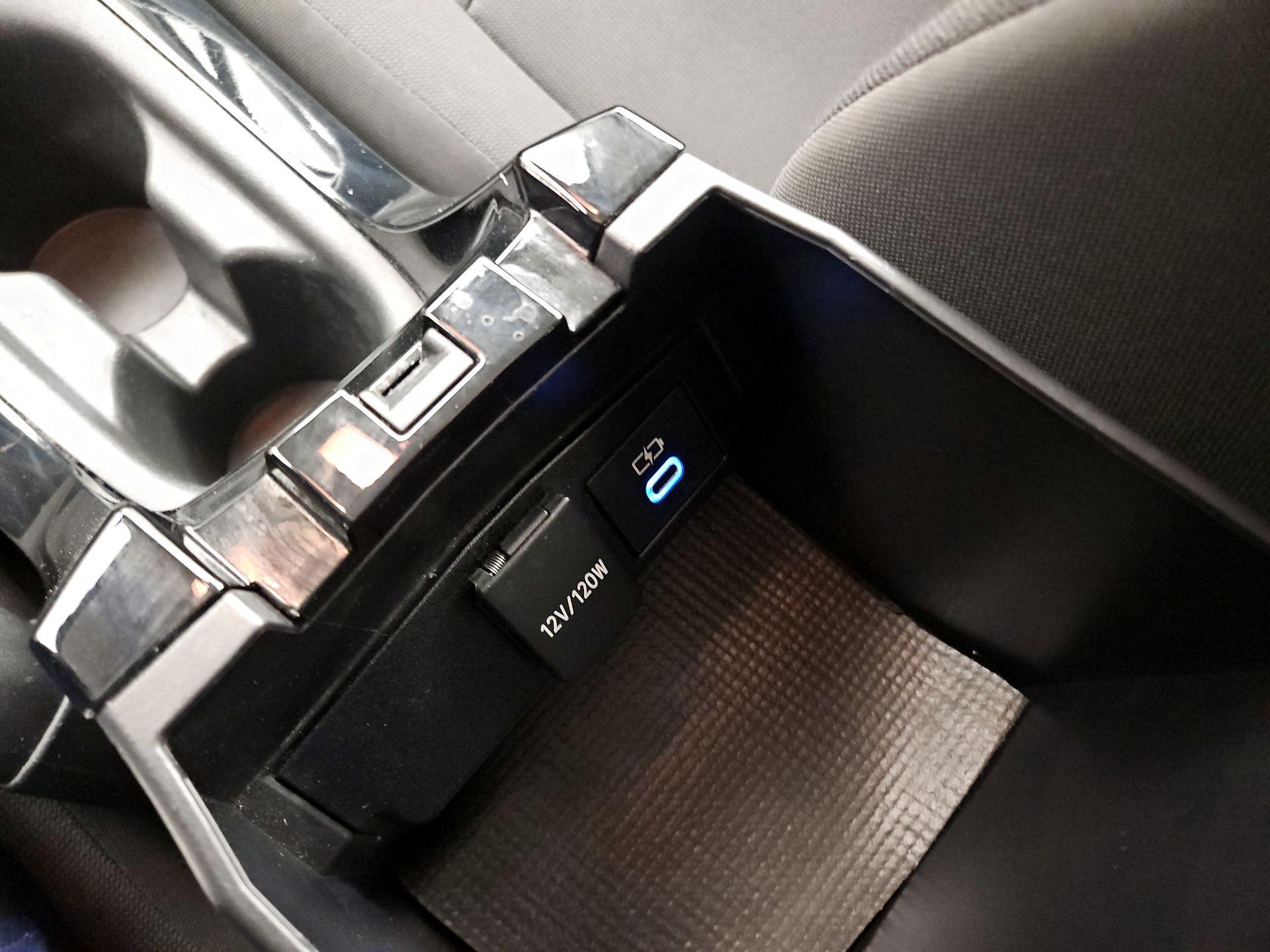 Thumbnail: 2022 Toyota Corolla - 18