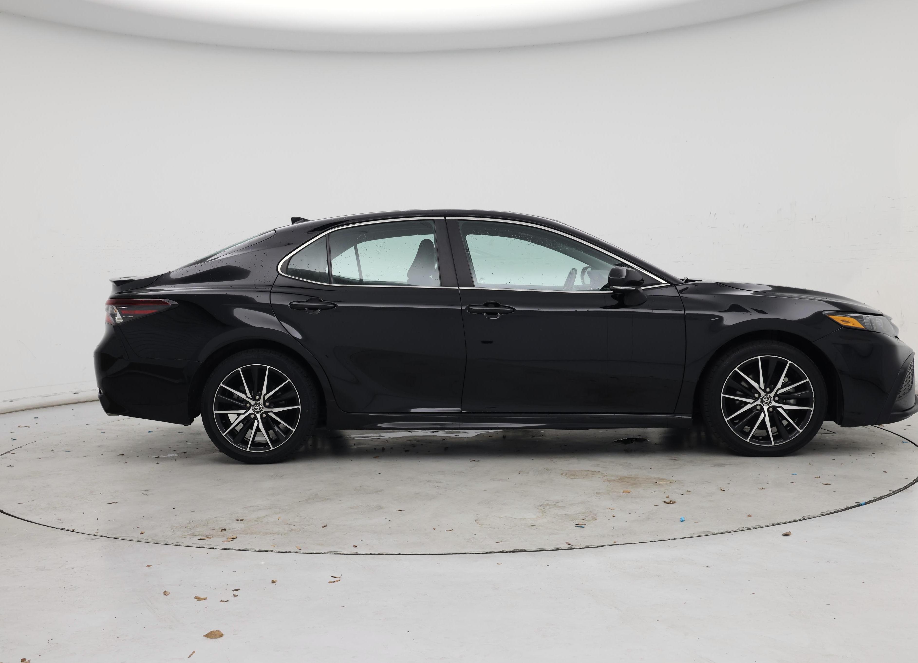 Thumbnail: 2023 Toyota Camry - 7