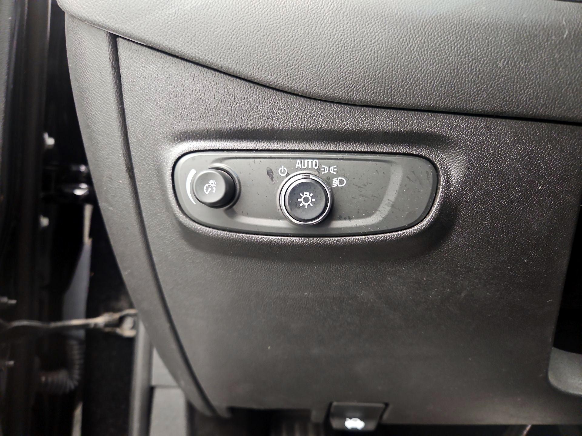 Thumbnail: 2023 Chevrolet Equinox - 13