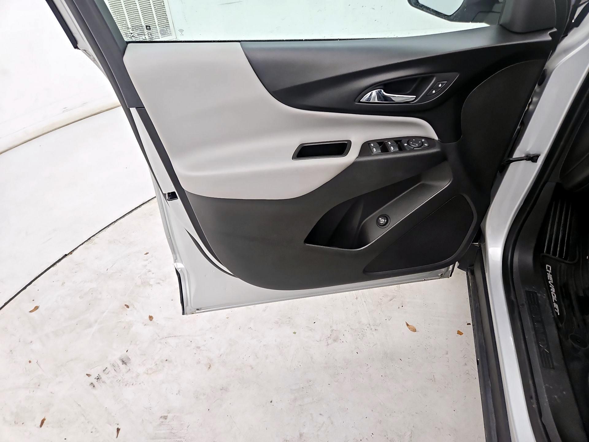 Thumbnail: 2020 Chevrolet Equinox - 12