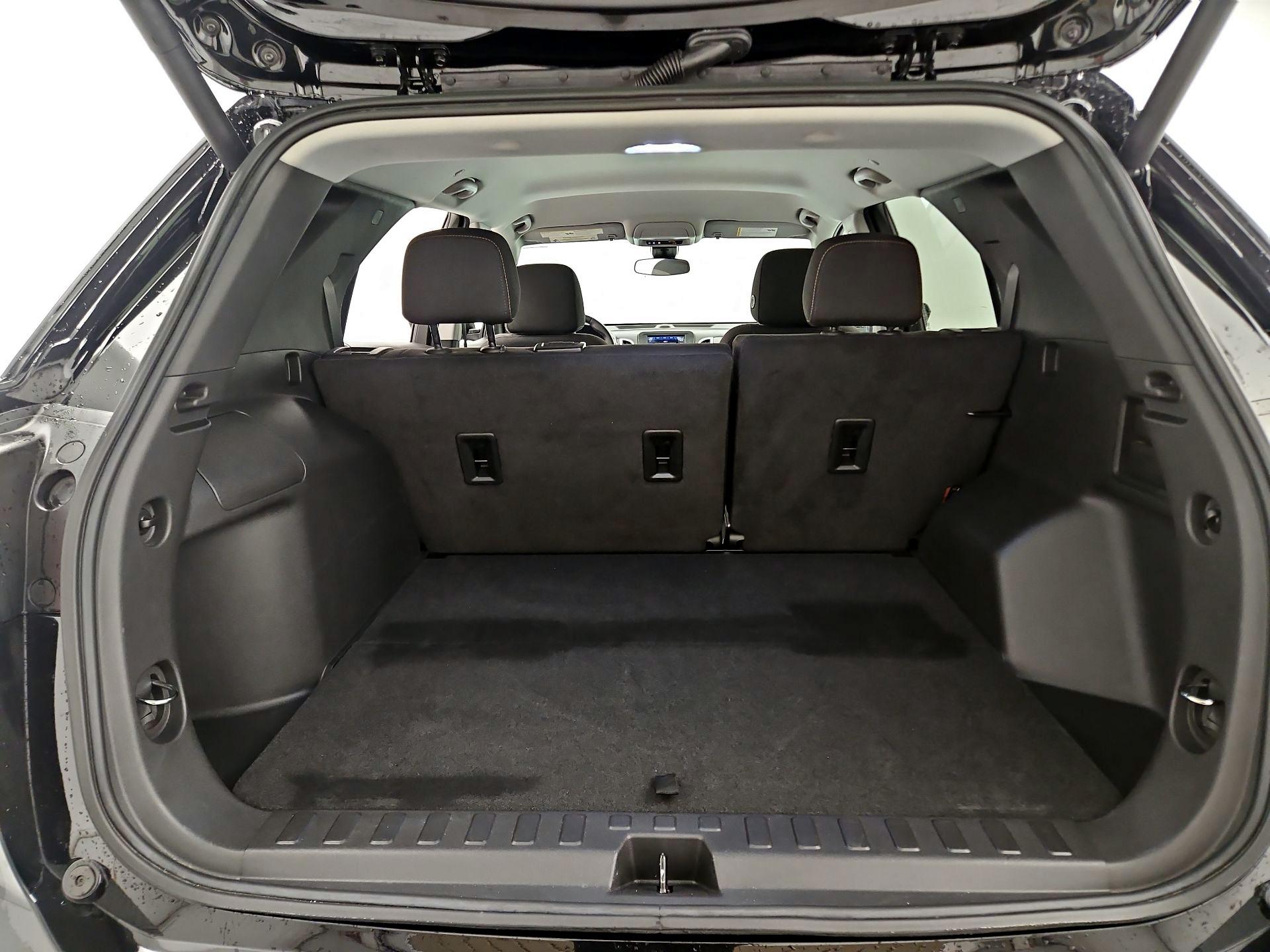 Thumbnail: 2023 Chevrolet Equinox - 20