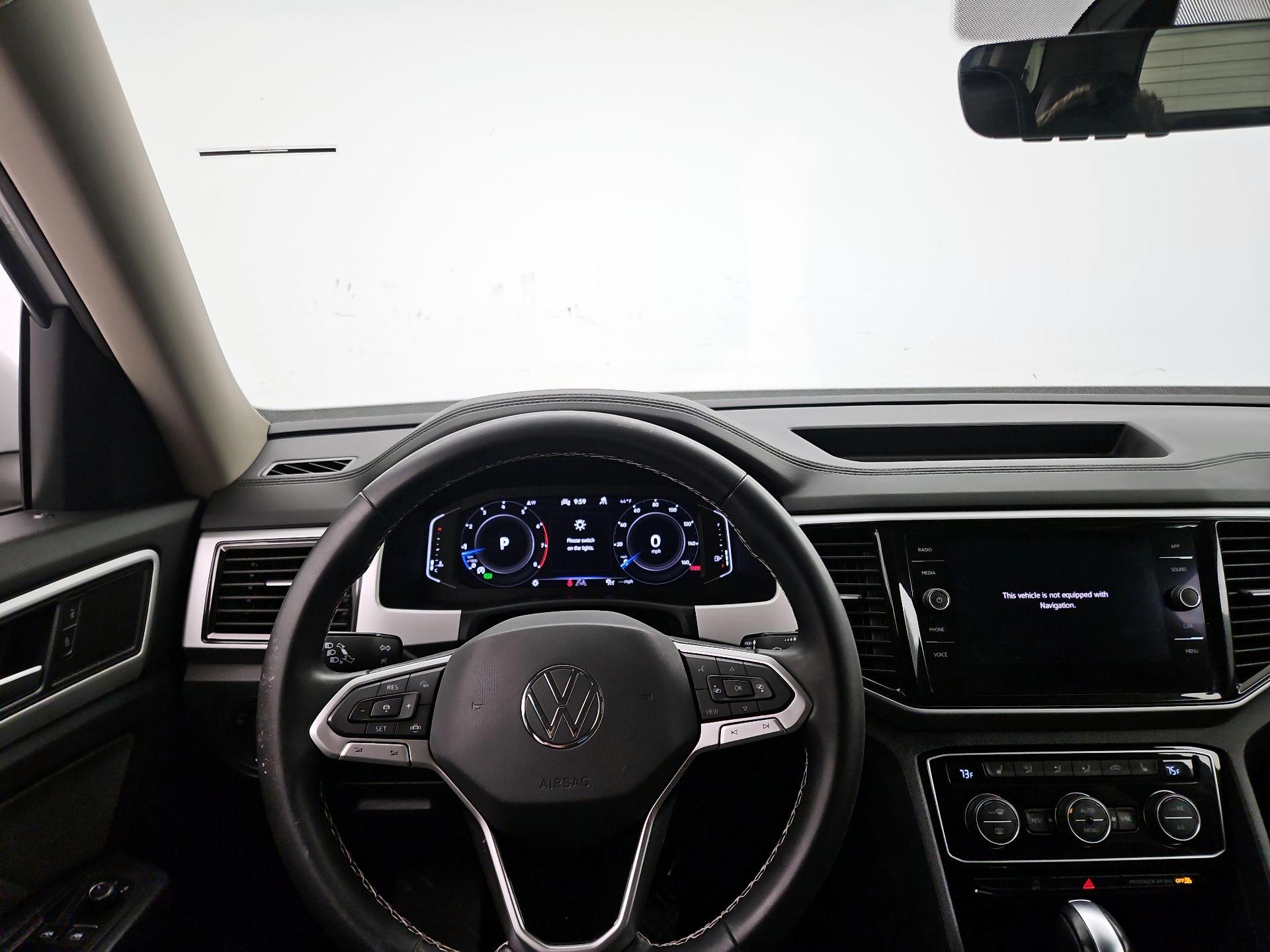 Thumbnail: 2022 Volkswagen Atlas - 10