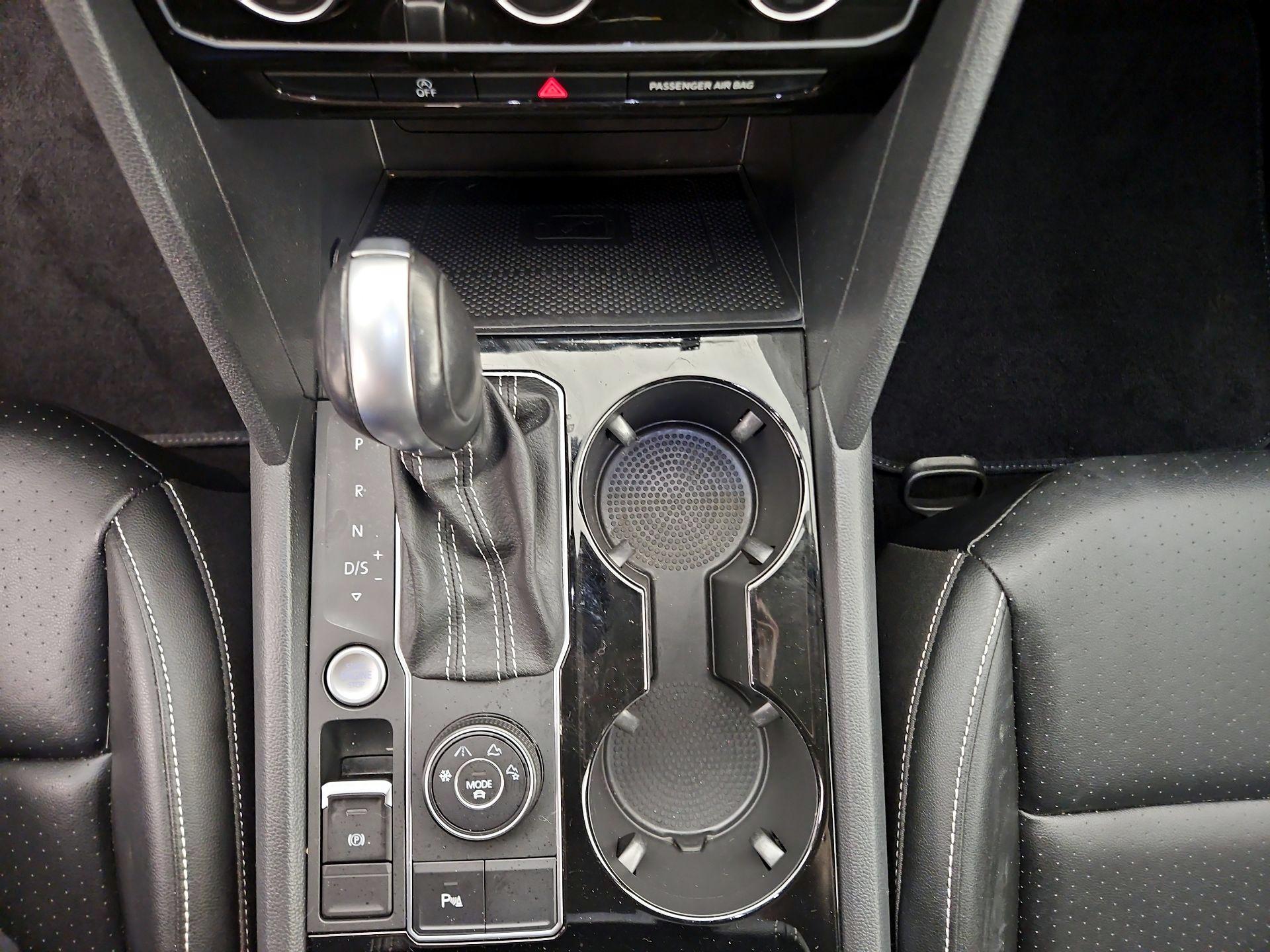 Thumbnail: 2022 Volkswagen Atlas - 17