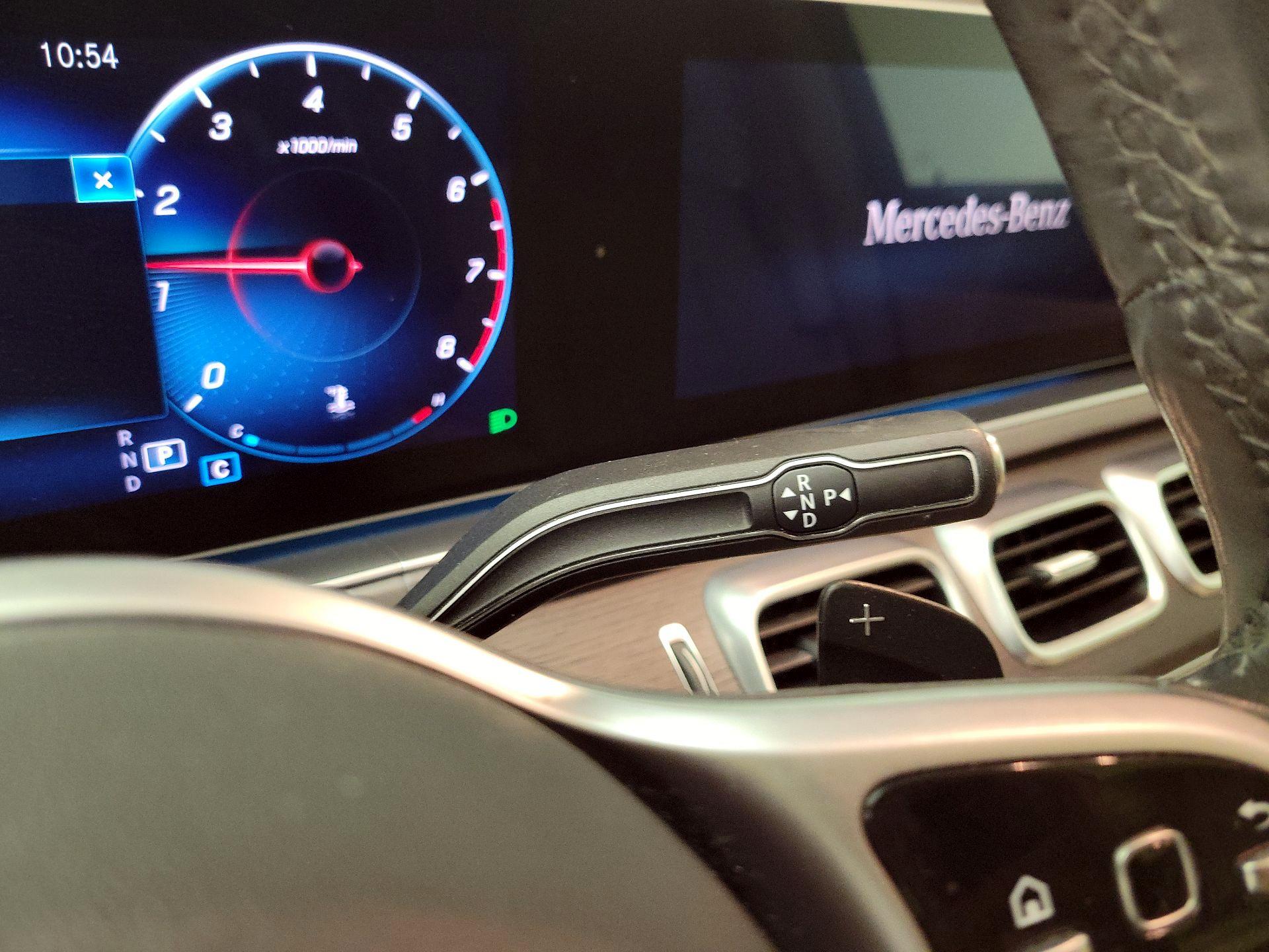 Thumbnail: 2020 Mercedes-Benz GLE - 18