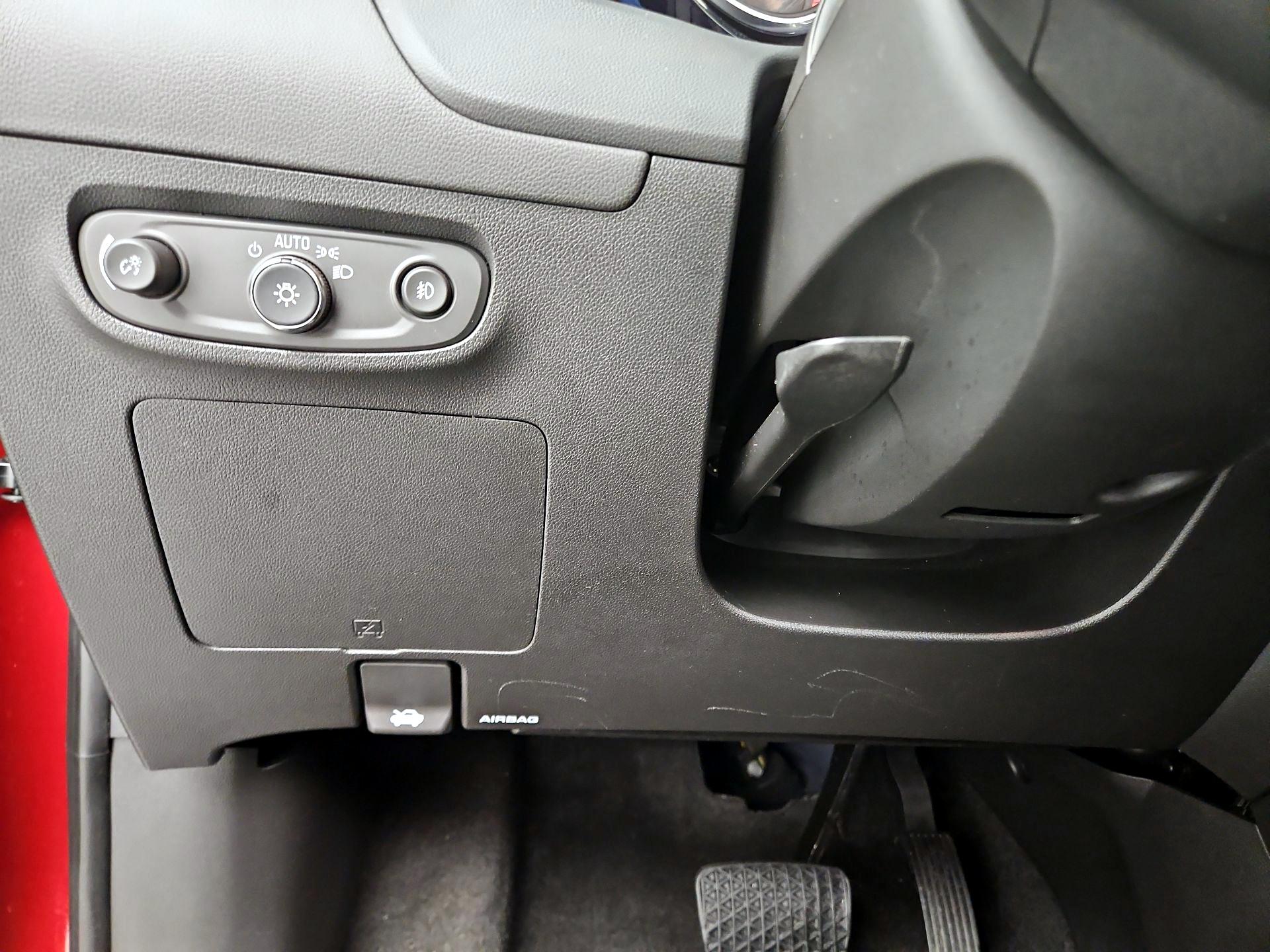 Thumbnail: 2022 Buick Encore GX - 13