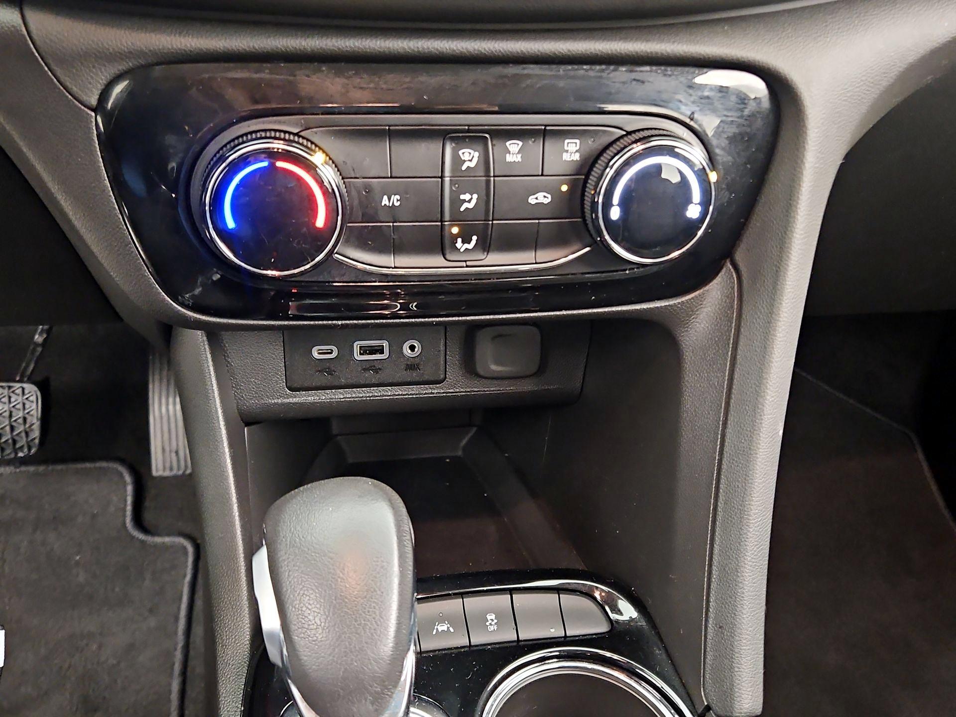 Thumbnail: 2022 Buick Encore GX - 16