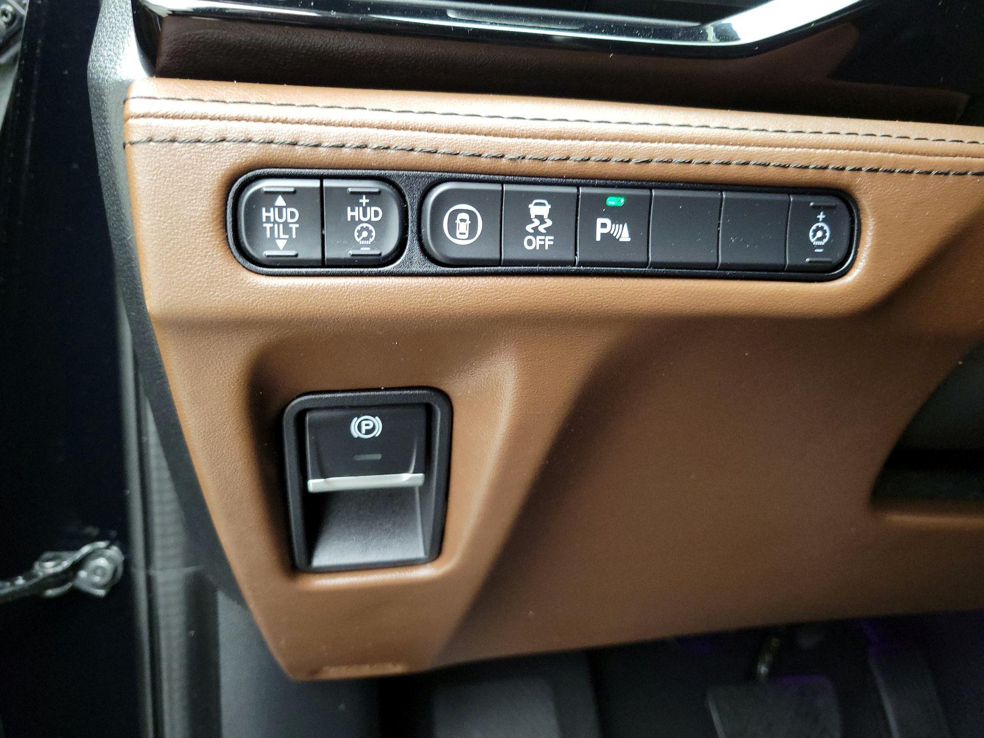 Thumbnail: 2022 Acura MDX - 13