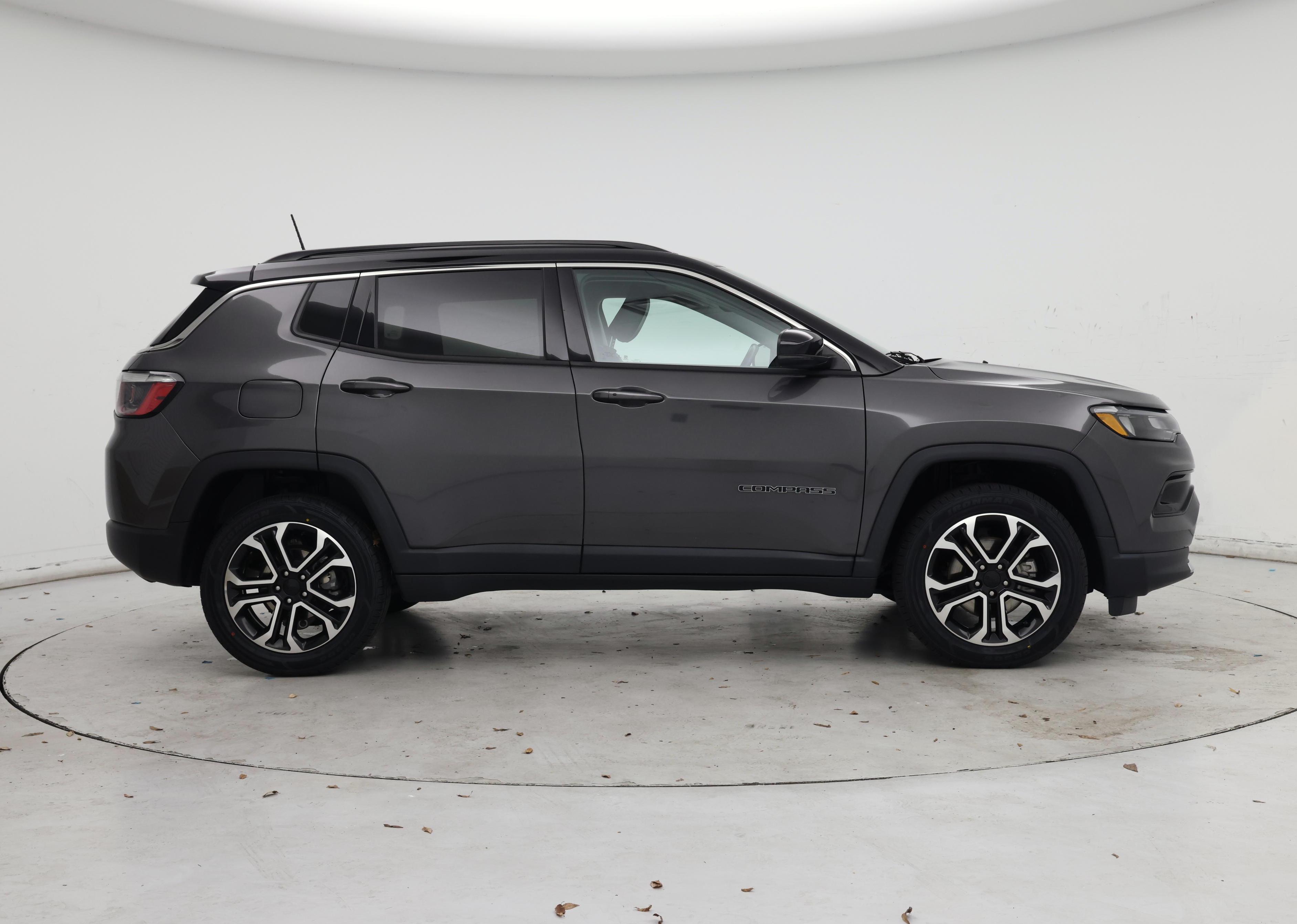 Thumbnail: 2022 Jeep Compass - 7