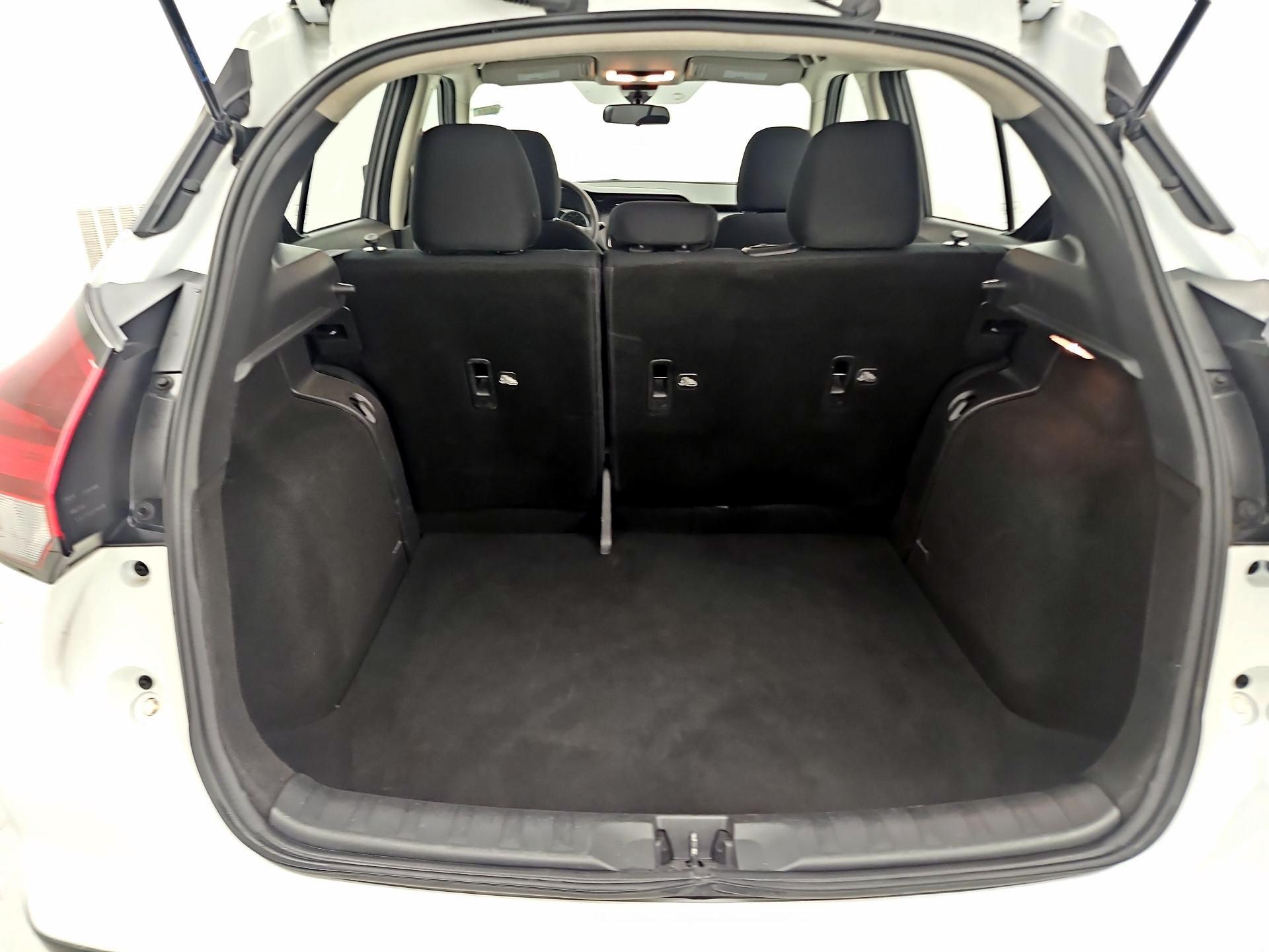 Thumbnail: 2023 Nissan Kicks - 20