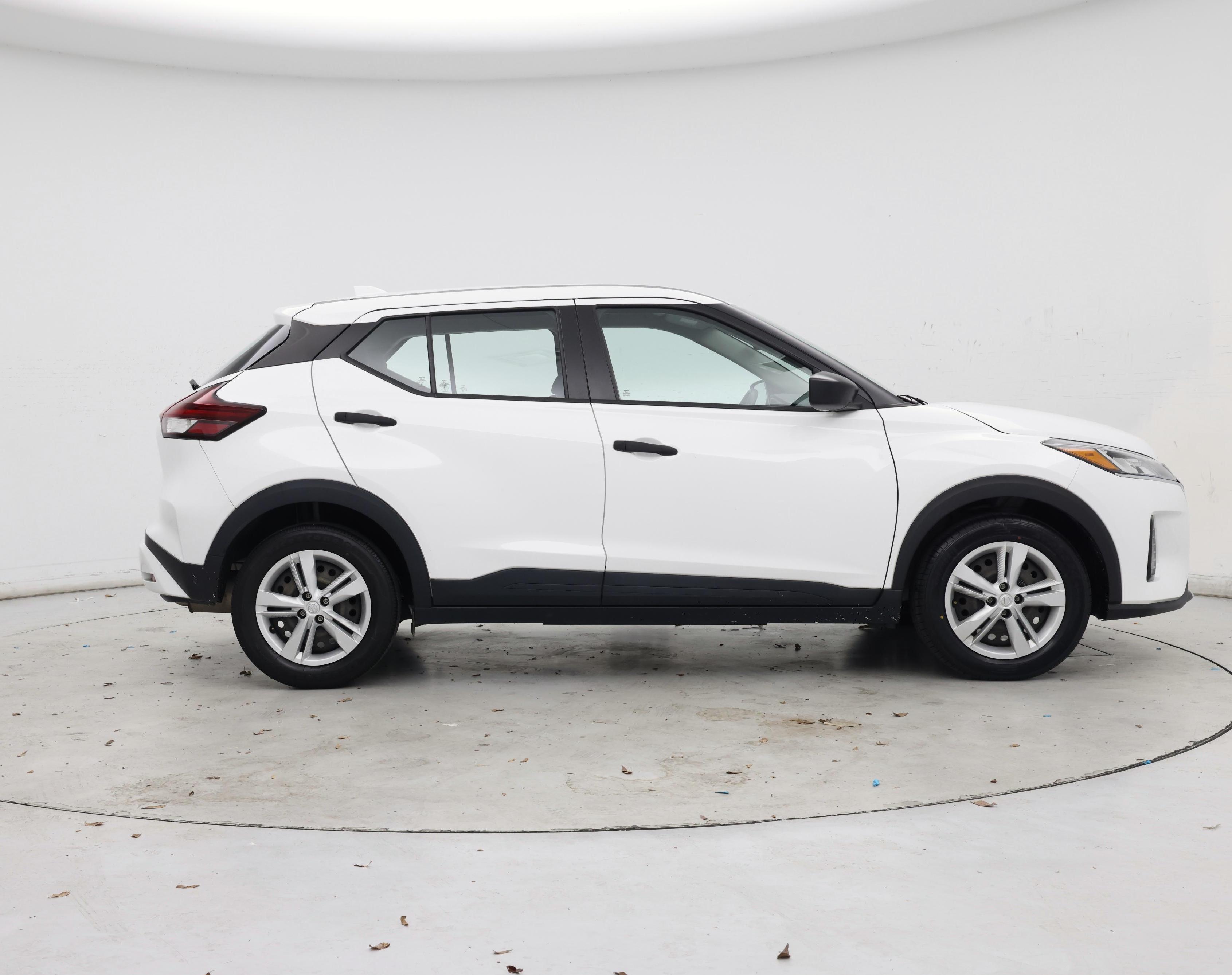 Thumbnail: 2023 Nissan Kicks - 7