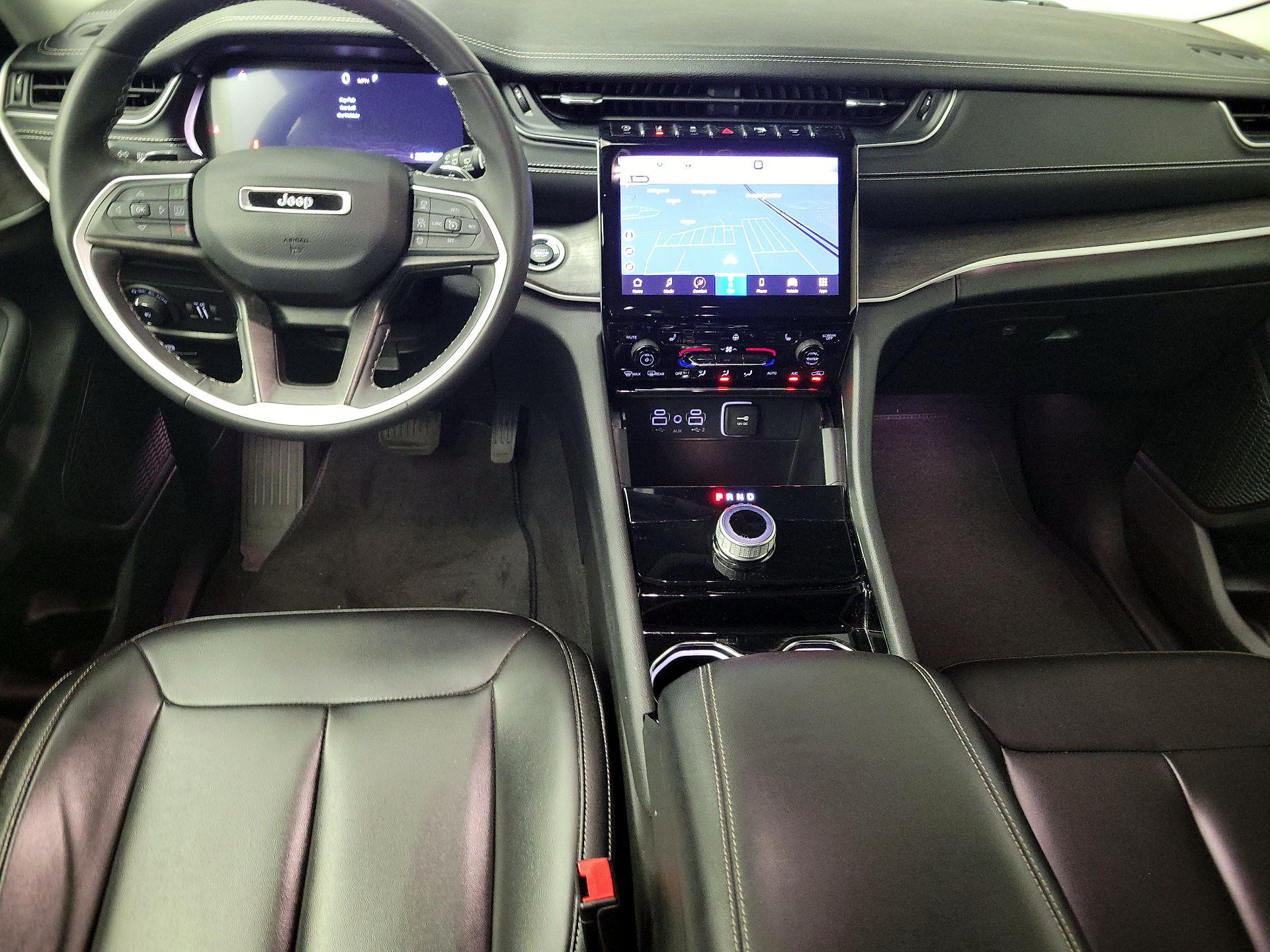 Thumbnail: 2023 Jeep Grand Cherokee - 9