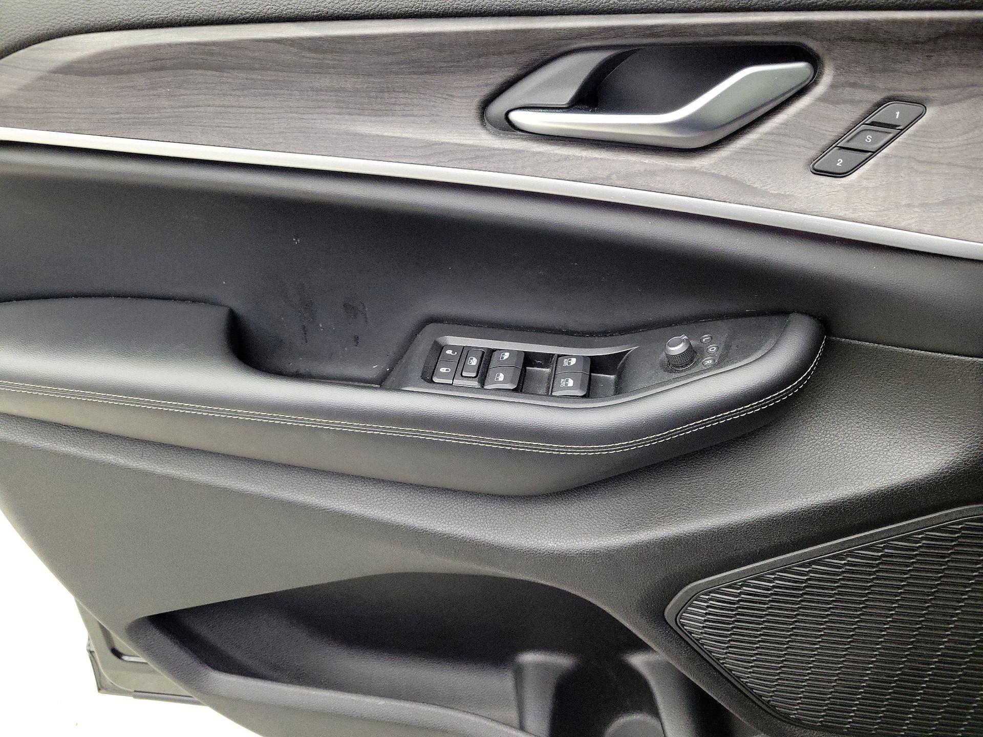 Thumbnail: 2023 Jeep Grand Cherokee - 12