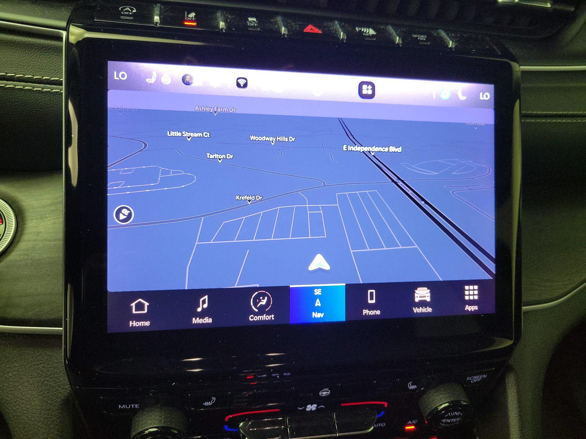 Thumbnail: 2023 Jeep Grand Cherokee - 14